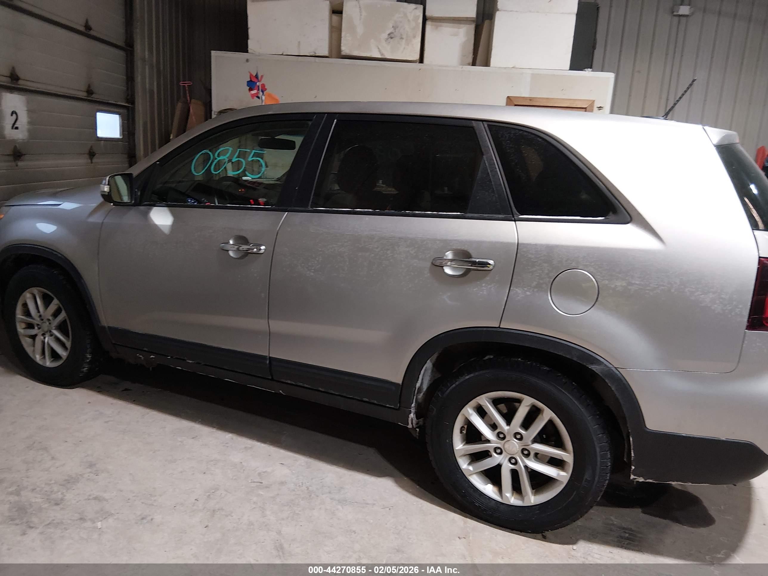 KIA SORENTO image 6