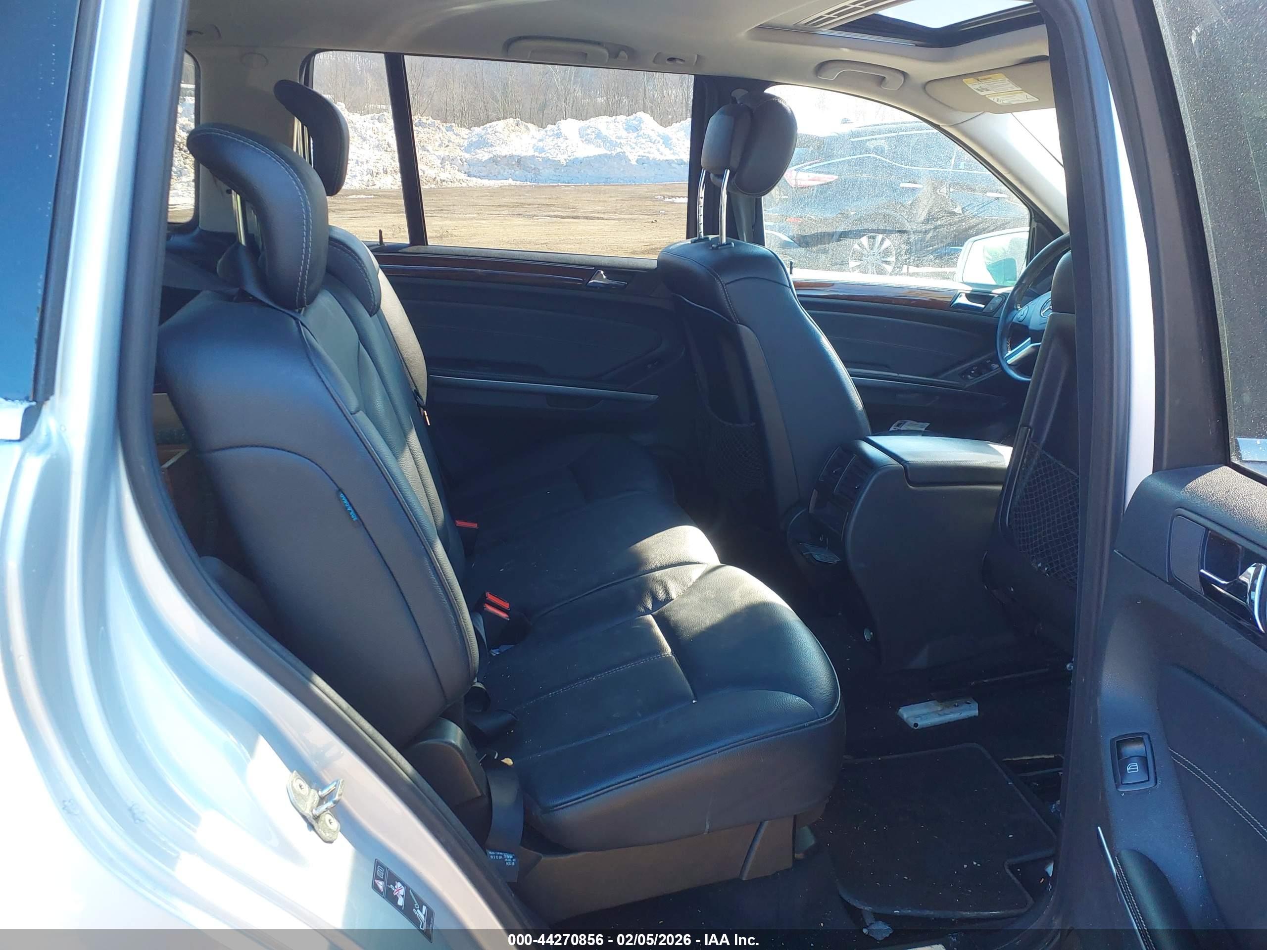 MERCEDES-BENZ GL-CLASS image 8