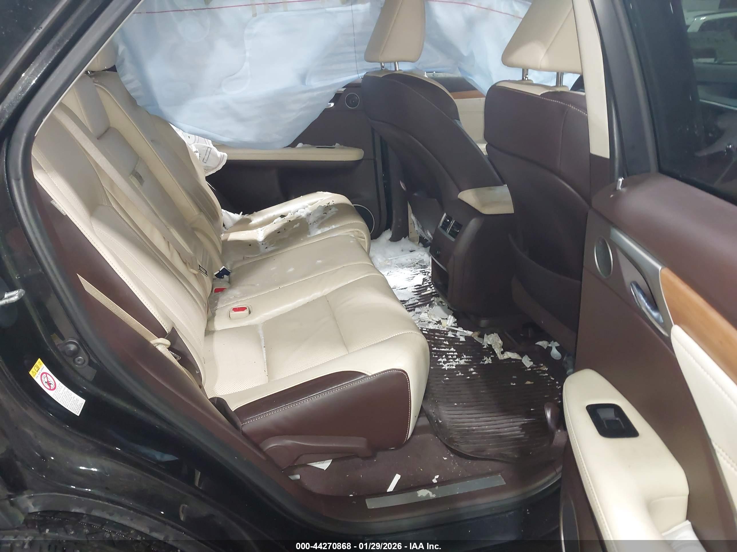 LEXUS RX image 8