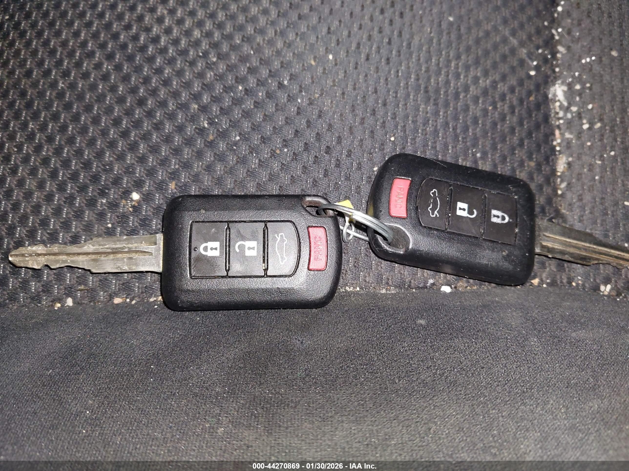 MITSUBISHI LANCER image 11
