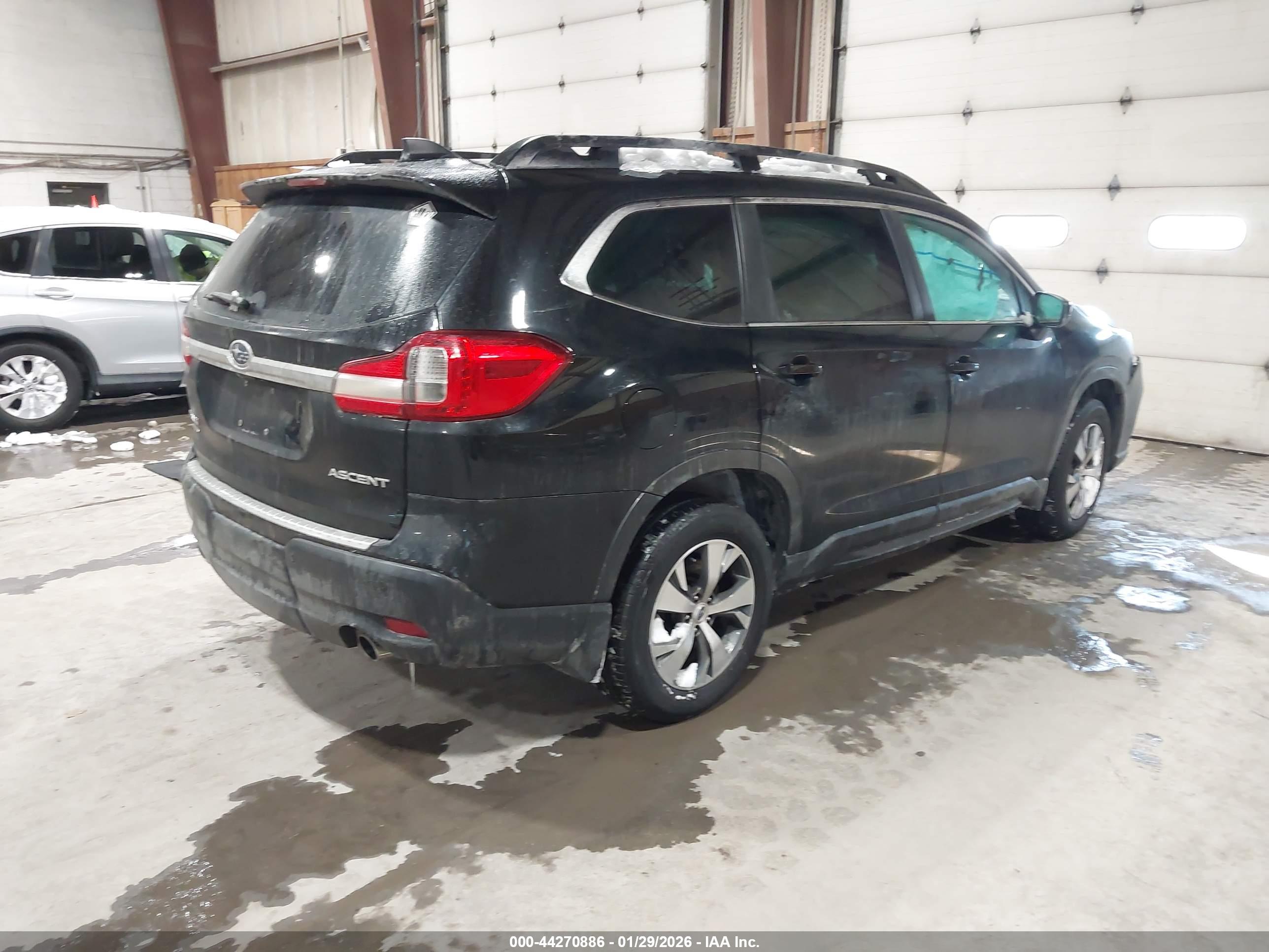 SUBARU ASCENT image 4