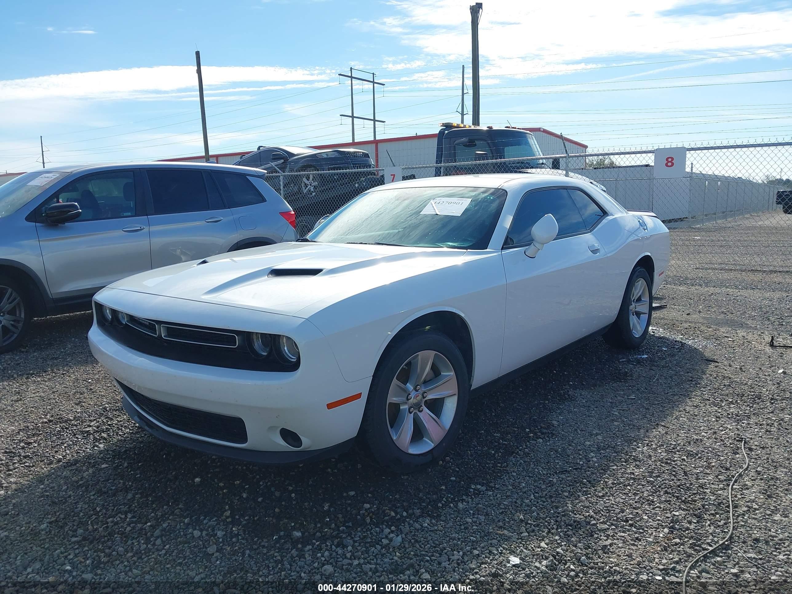 DODGE CHALLENGER image 6