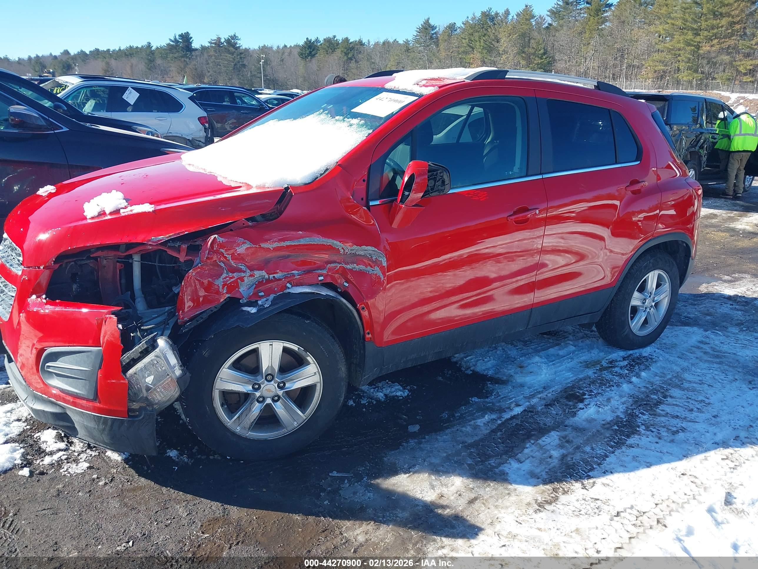 CHEVROLET TRAX image 2