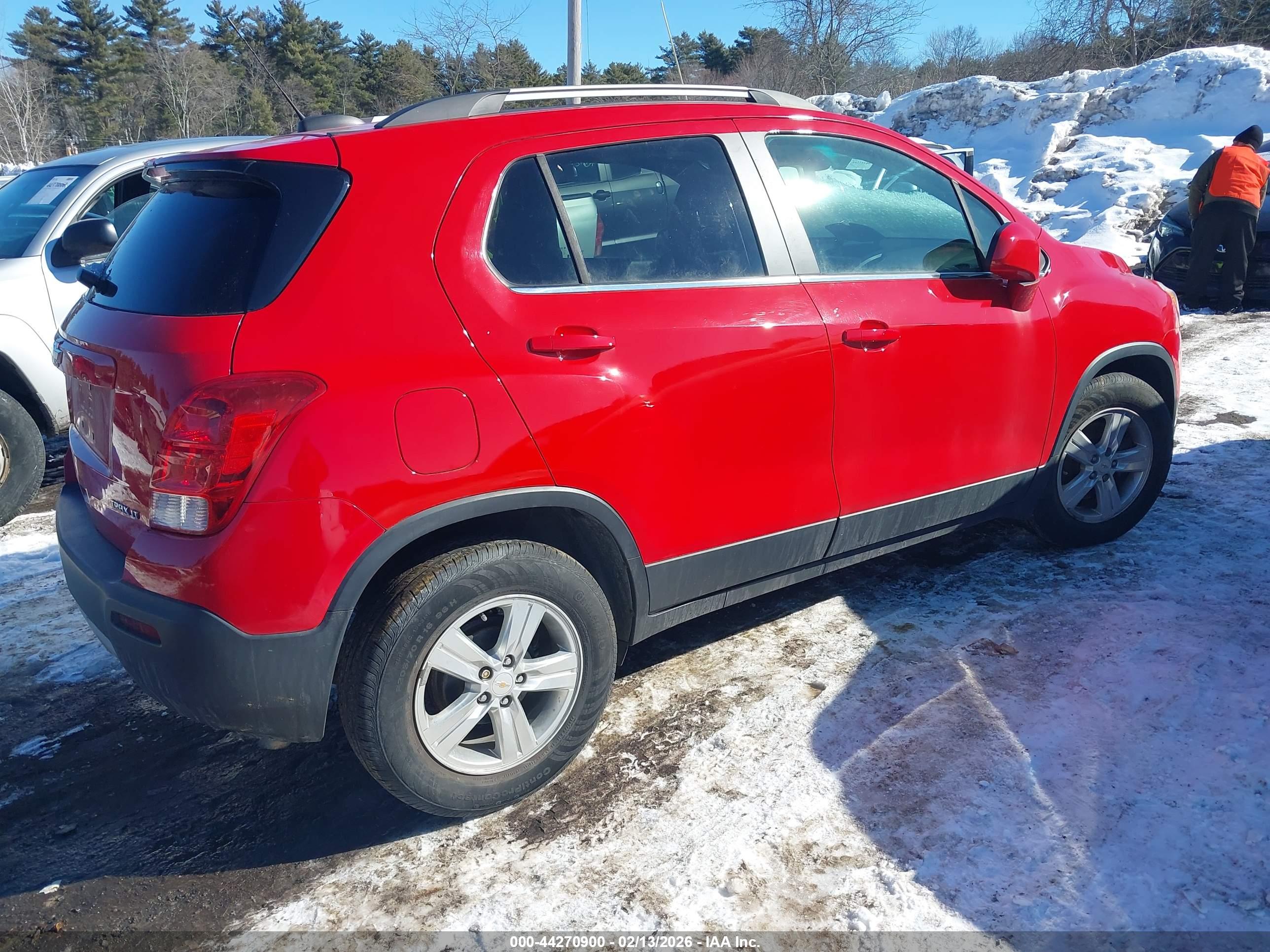 CHEVROLET TRAX image 4