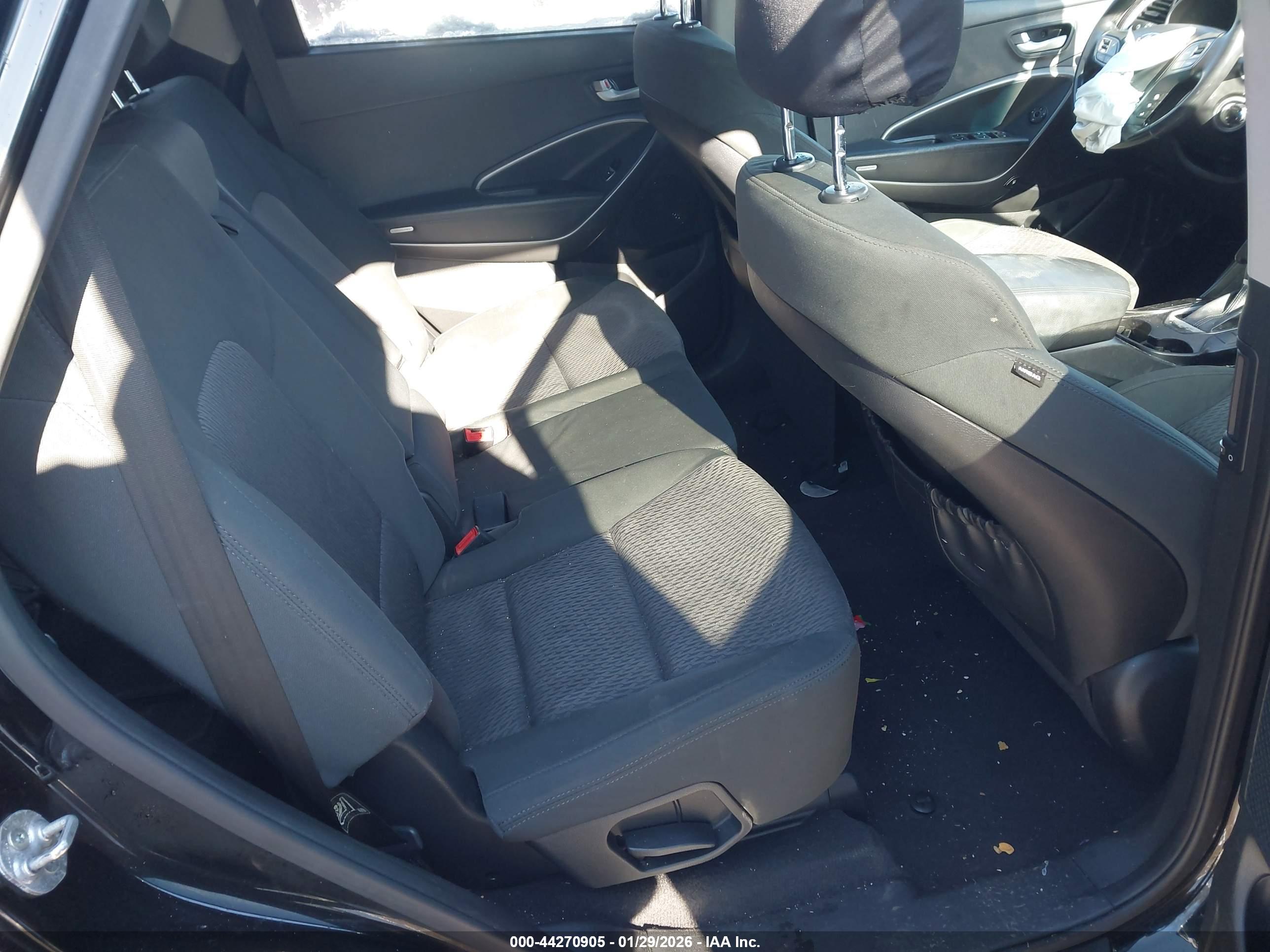HYUNDAI SANTA image 8
