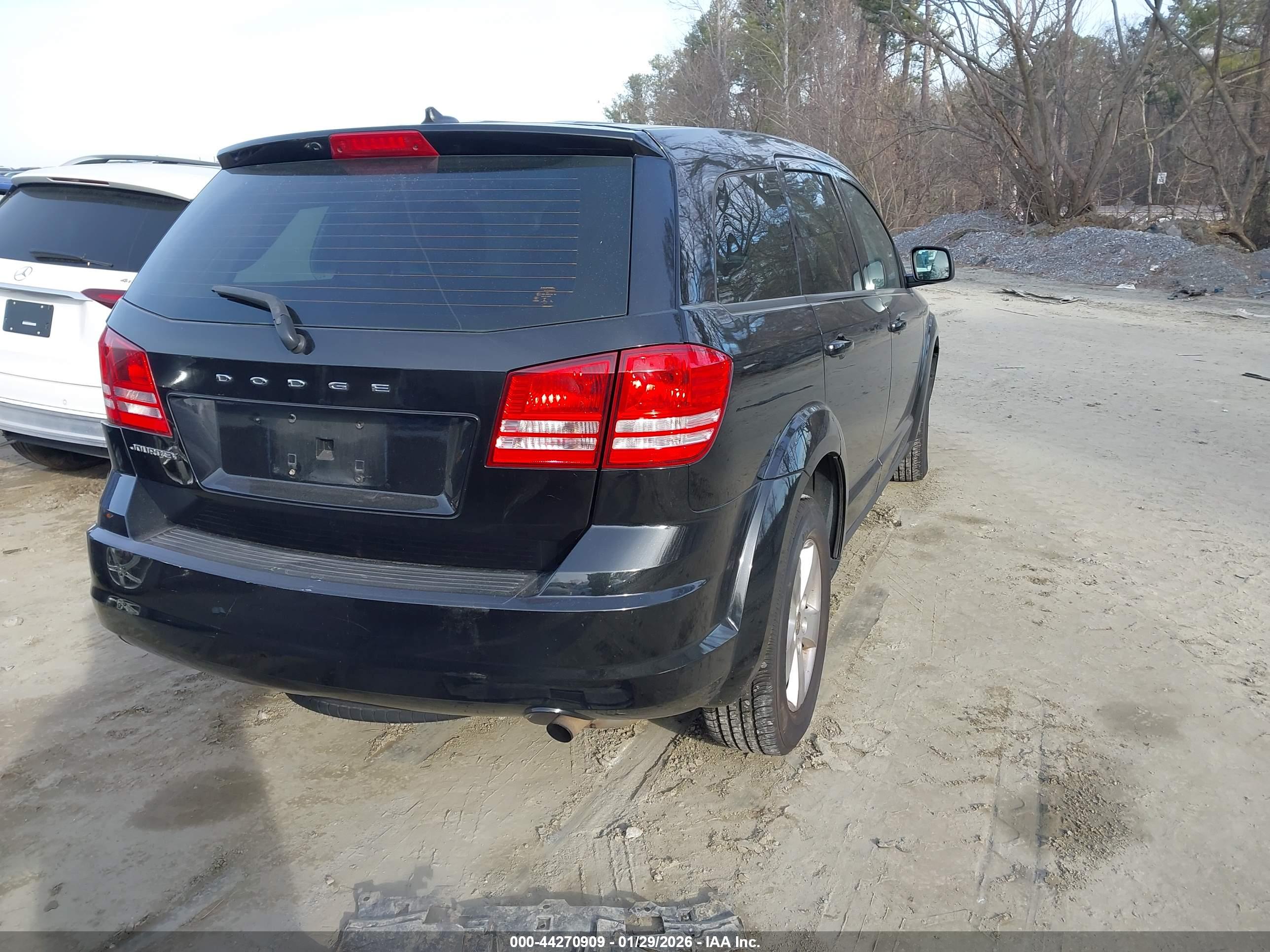 DODGE JOURNEY image 4