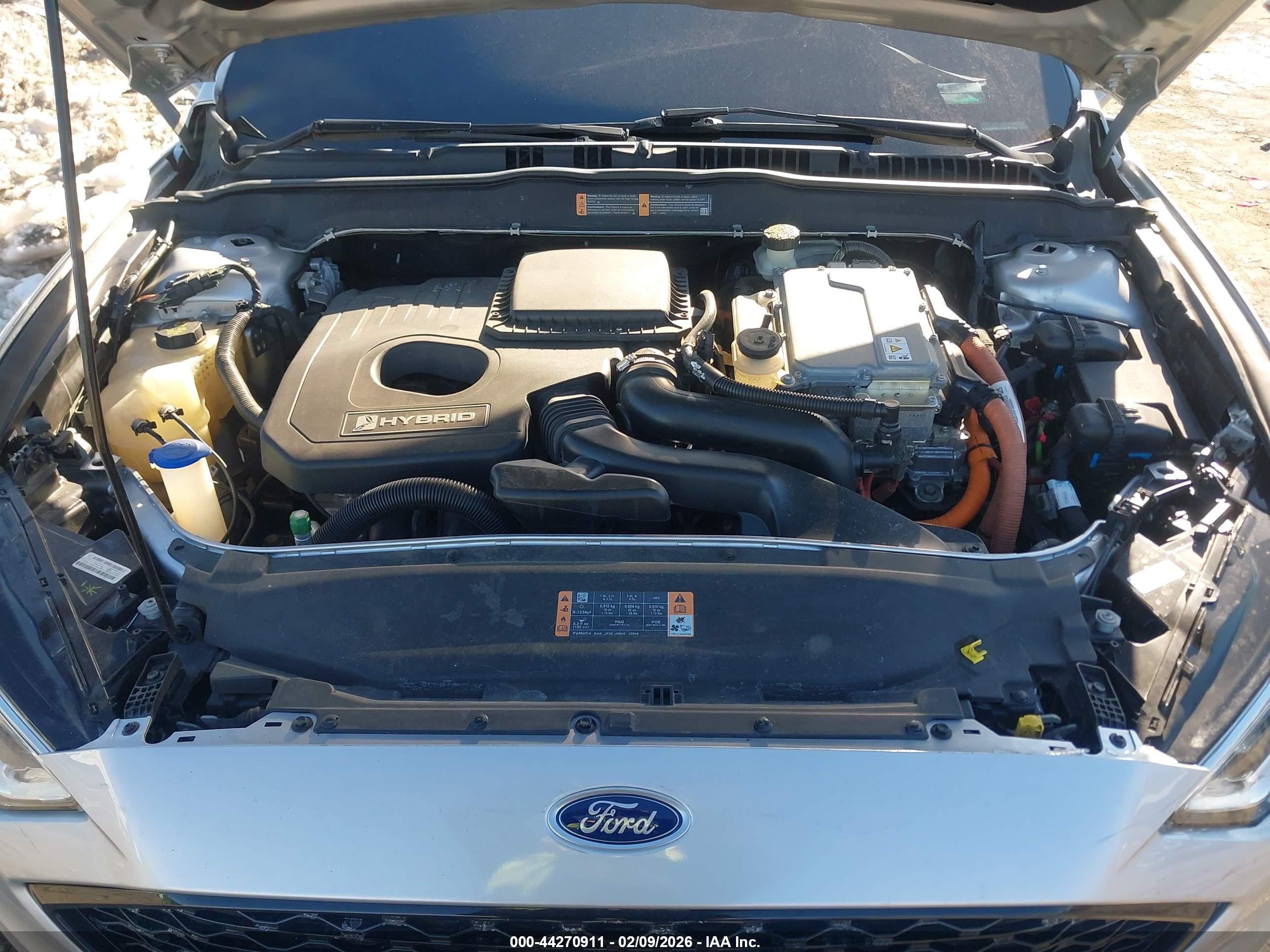 FORD FUSION image 10