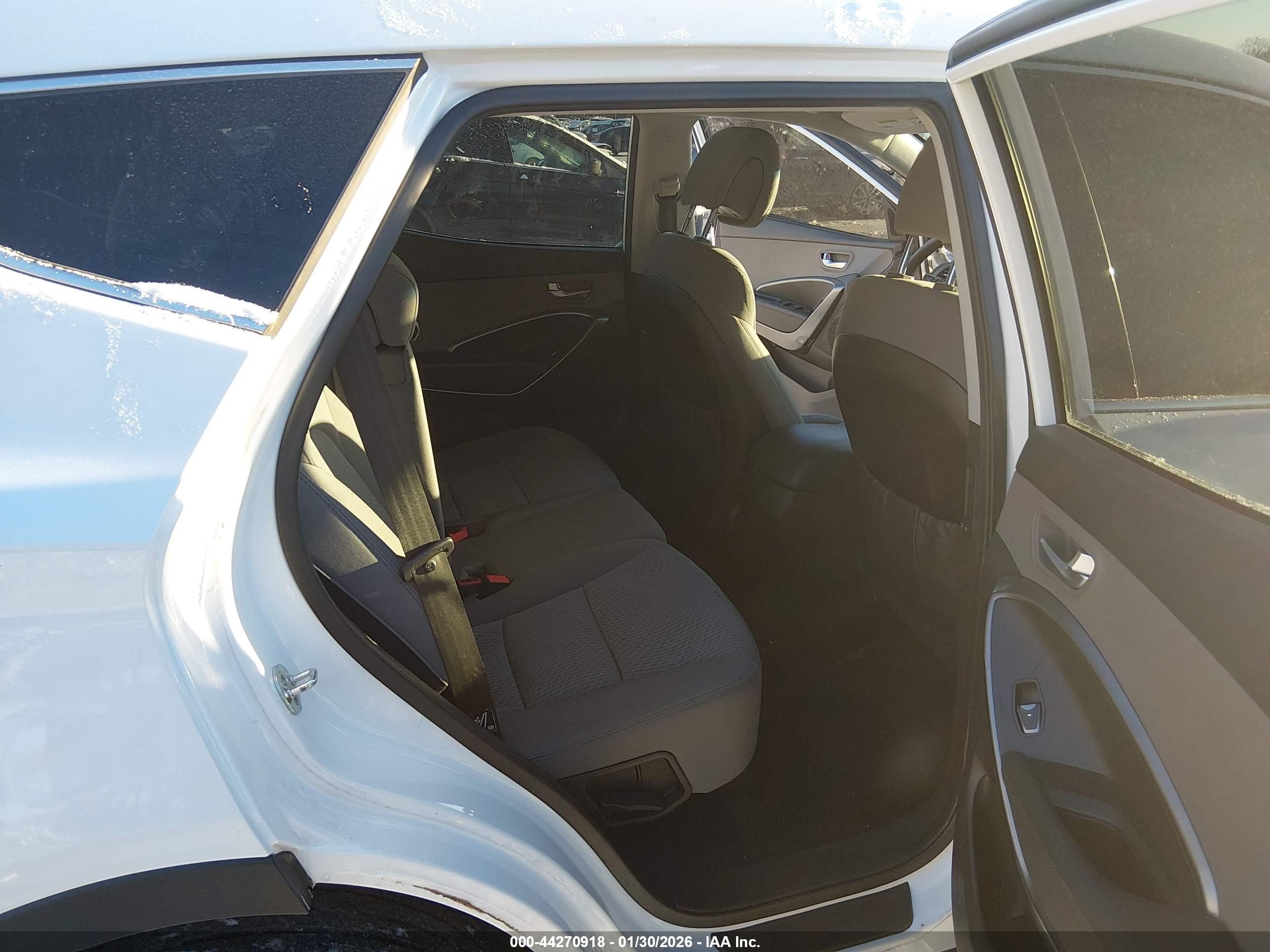 HYUNDAI SANTA image 8