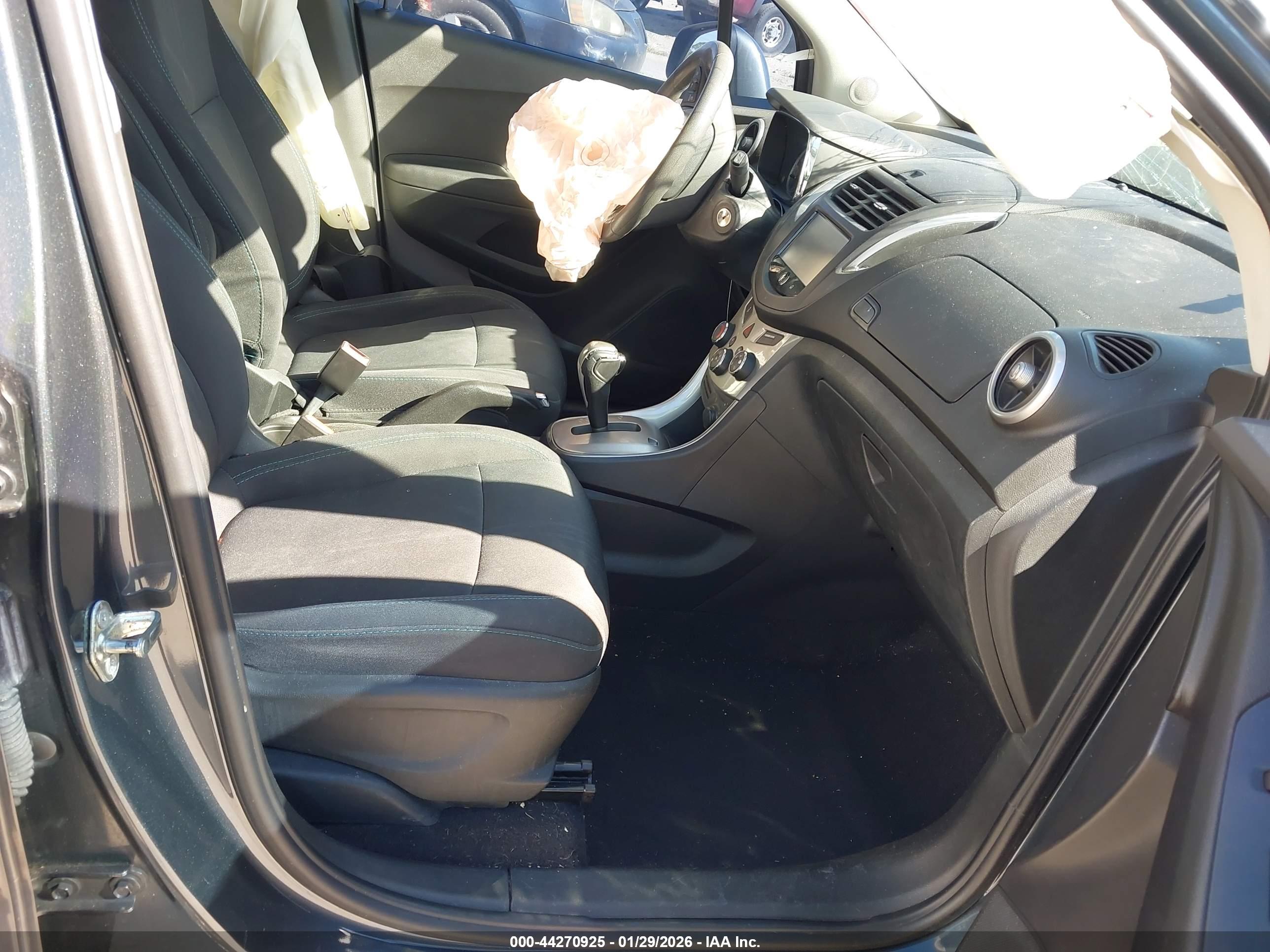 CHEVROLET TRAX image 5