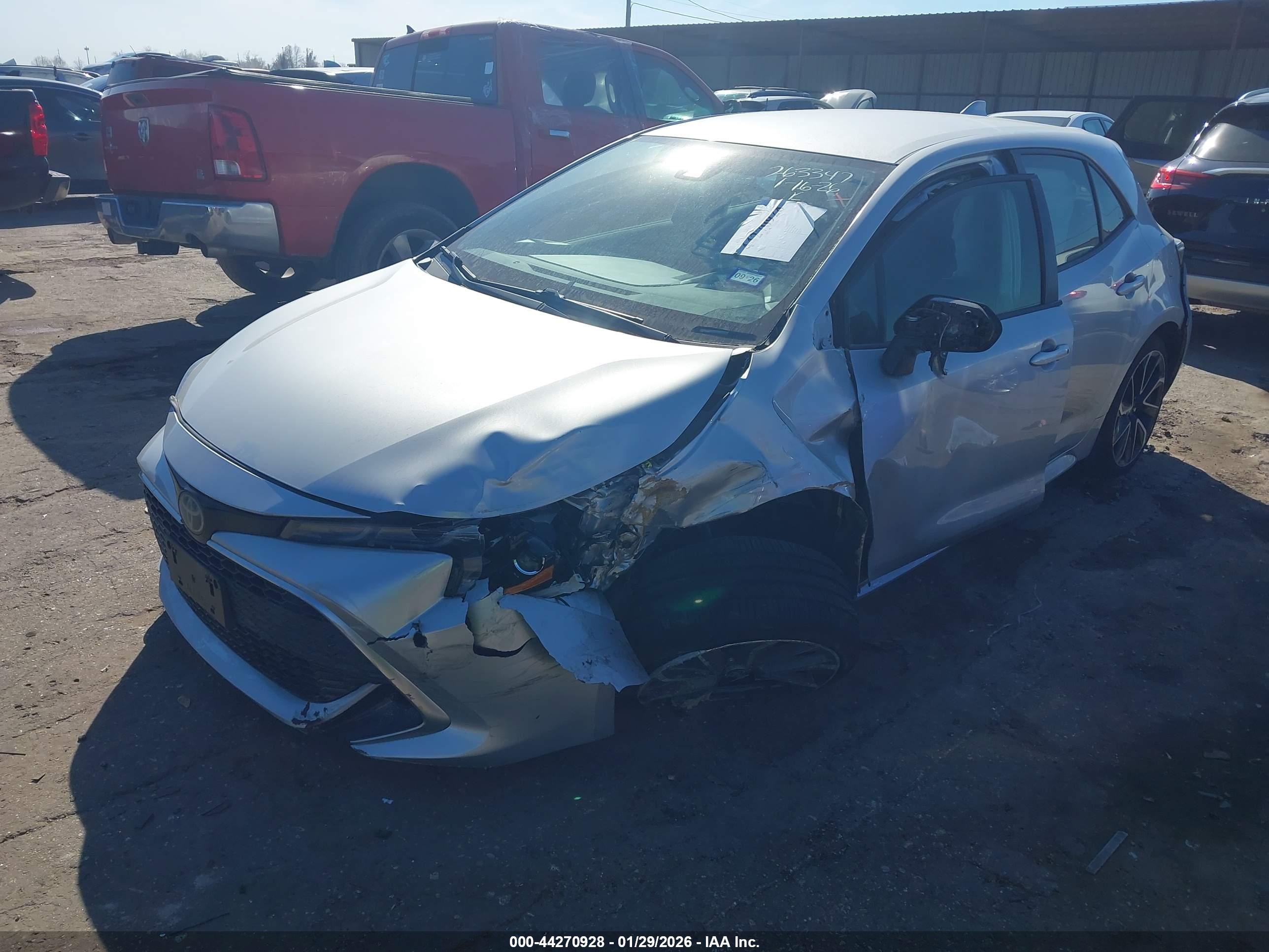 TOYOTA COROLLA image 2