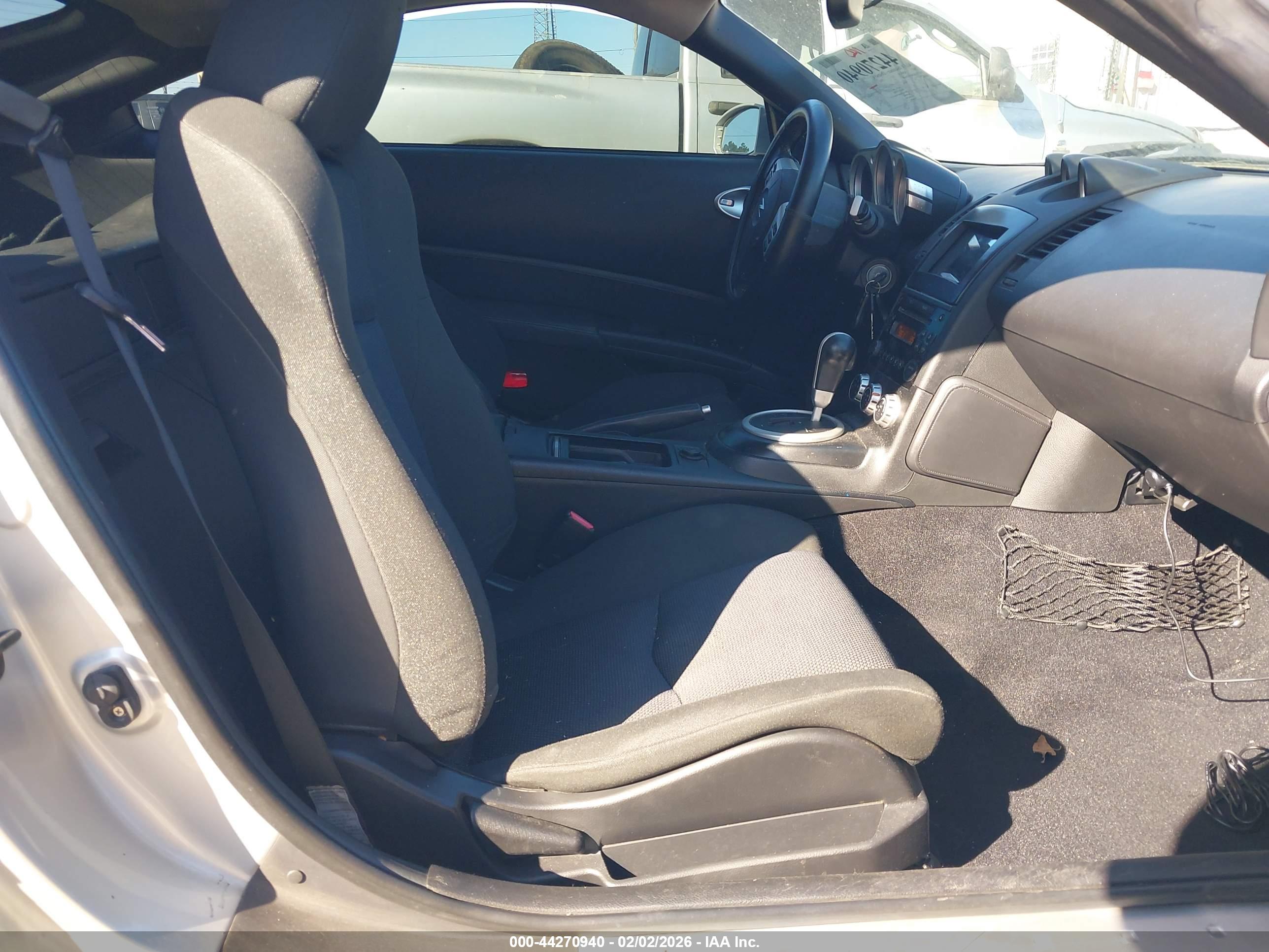NISSAN 350Z image 5