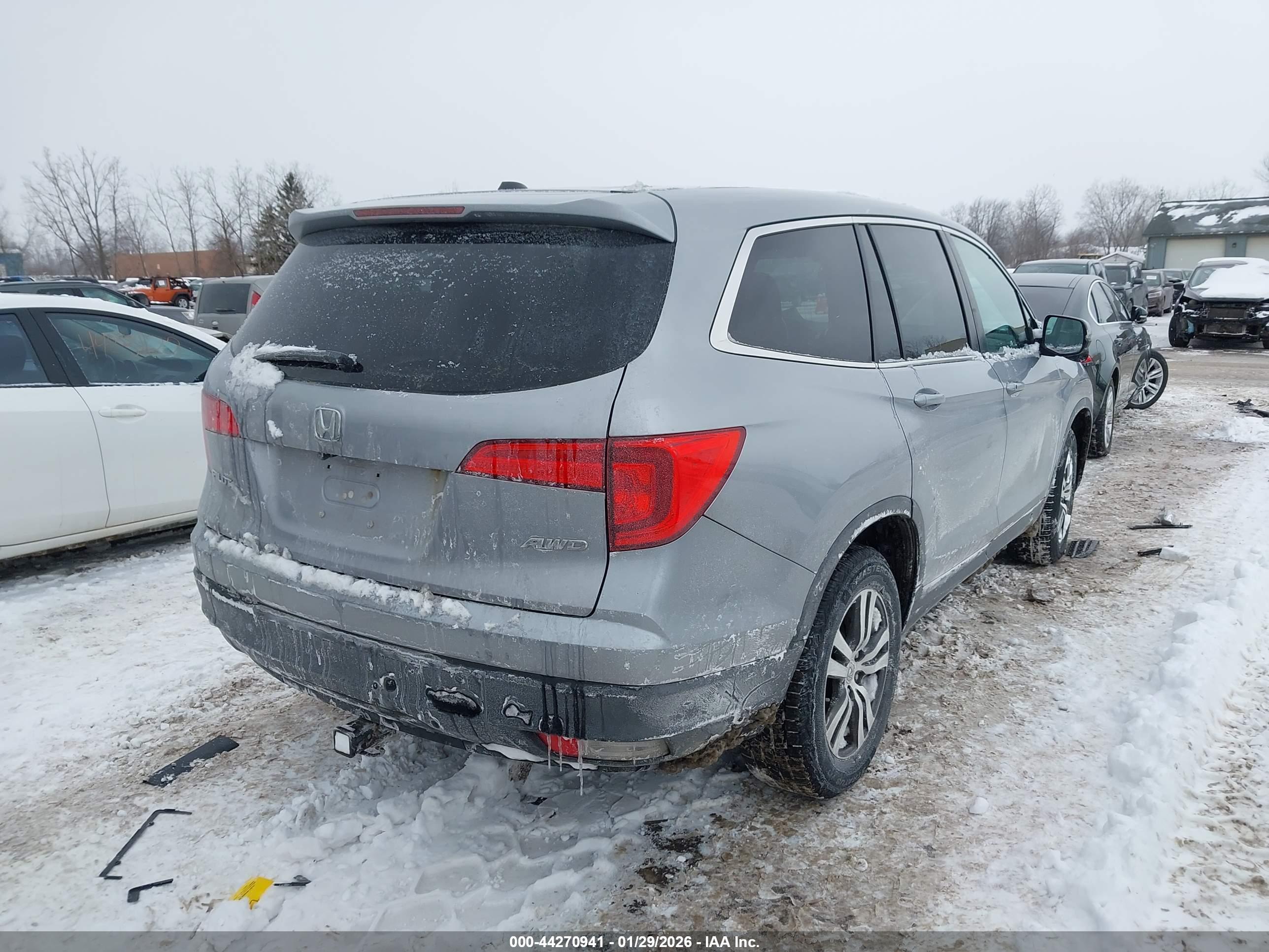 HONDA PILOT image 4