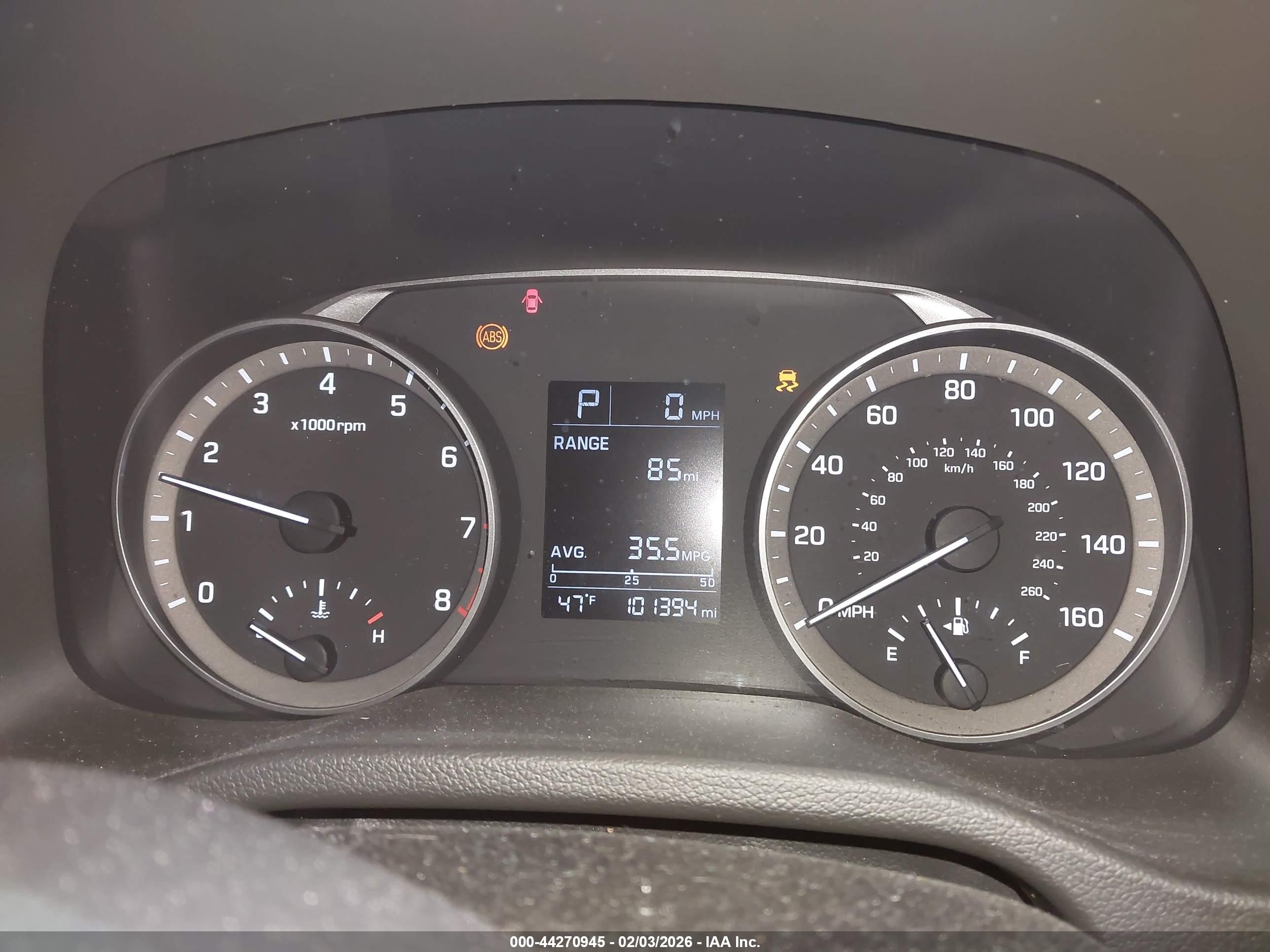 HYUNDAI ELANTRA image 7