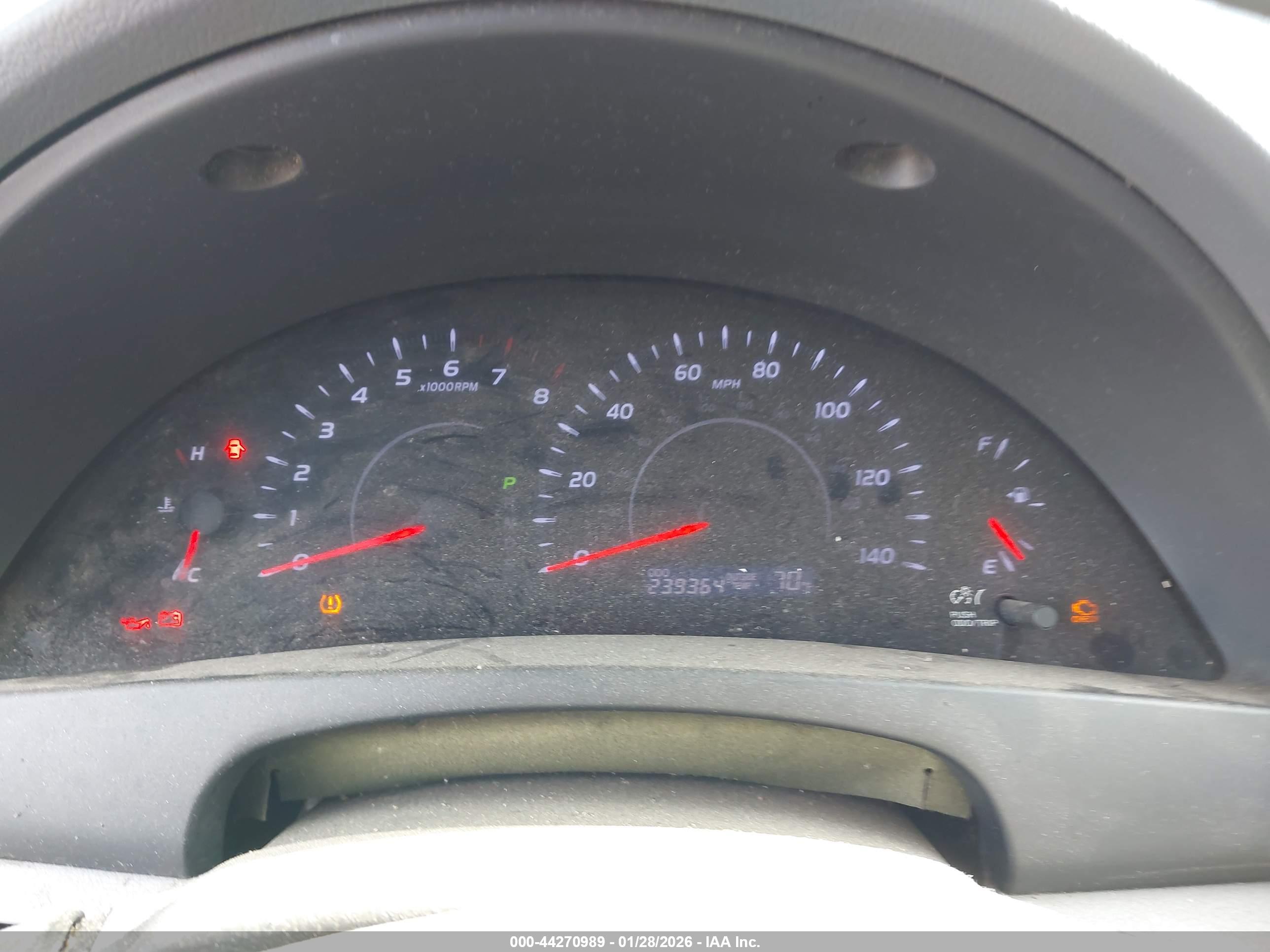 TOYOTA CAMRY image 7