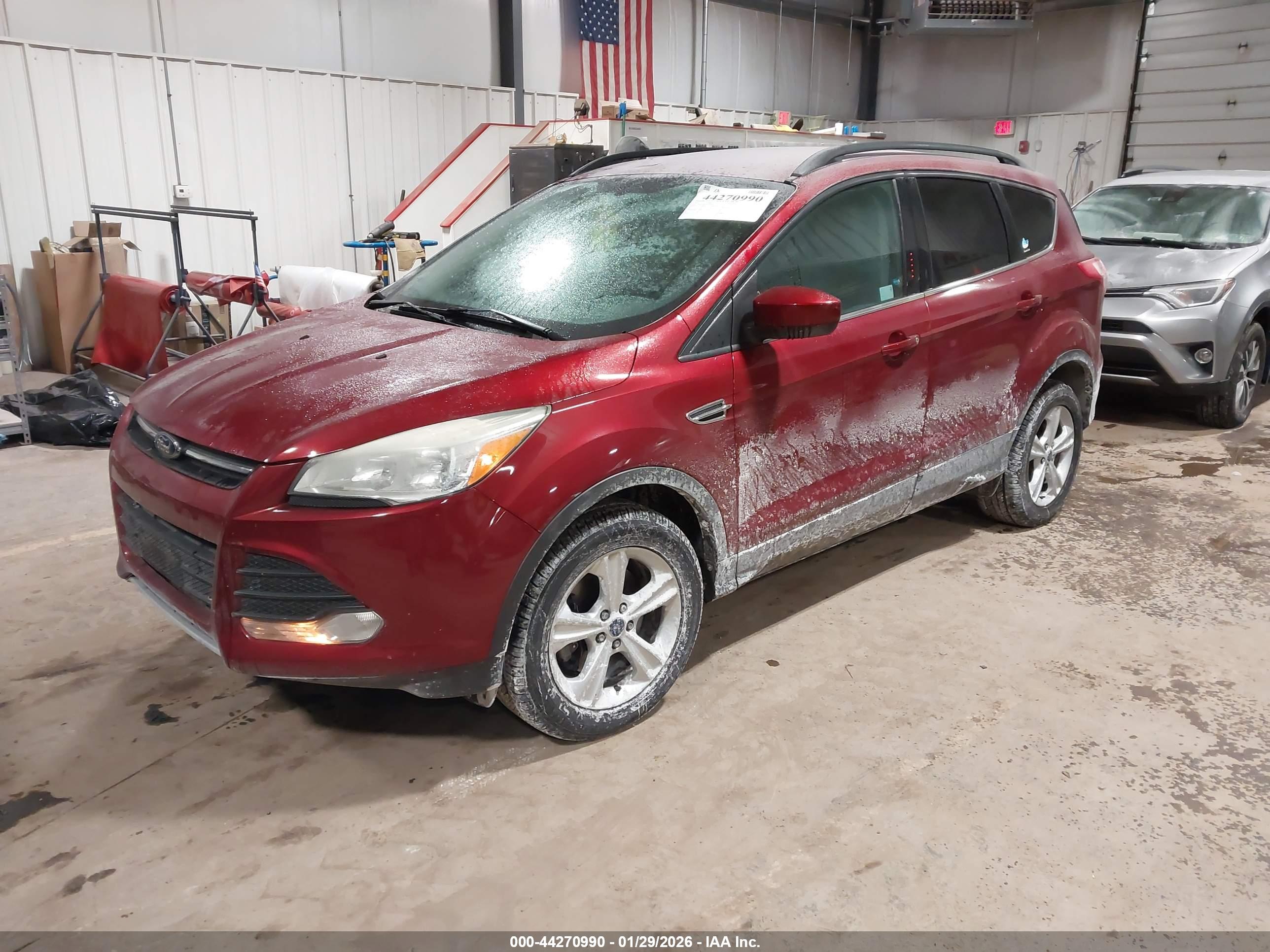 FORD ESCAPE image 2