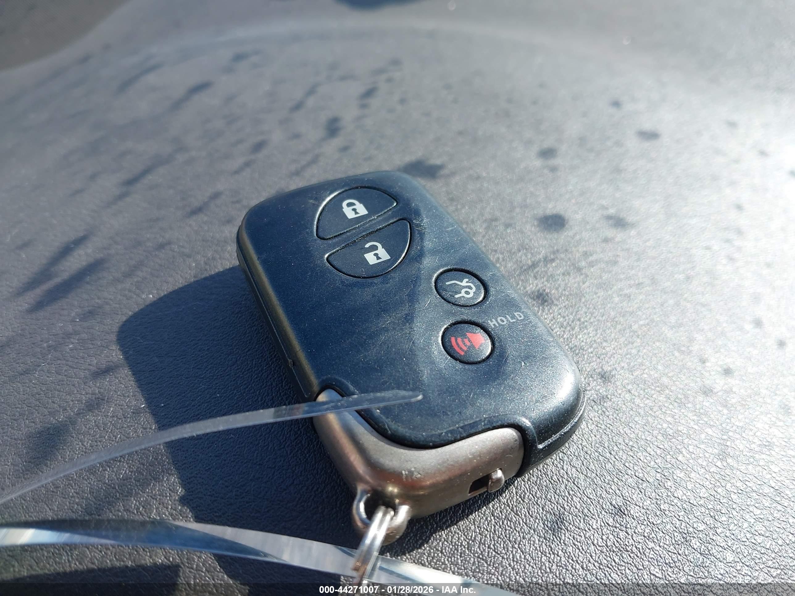 LEXUS ES image 11