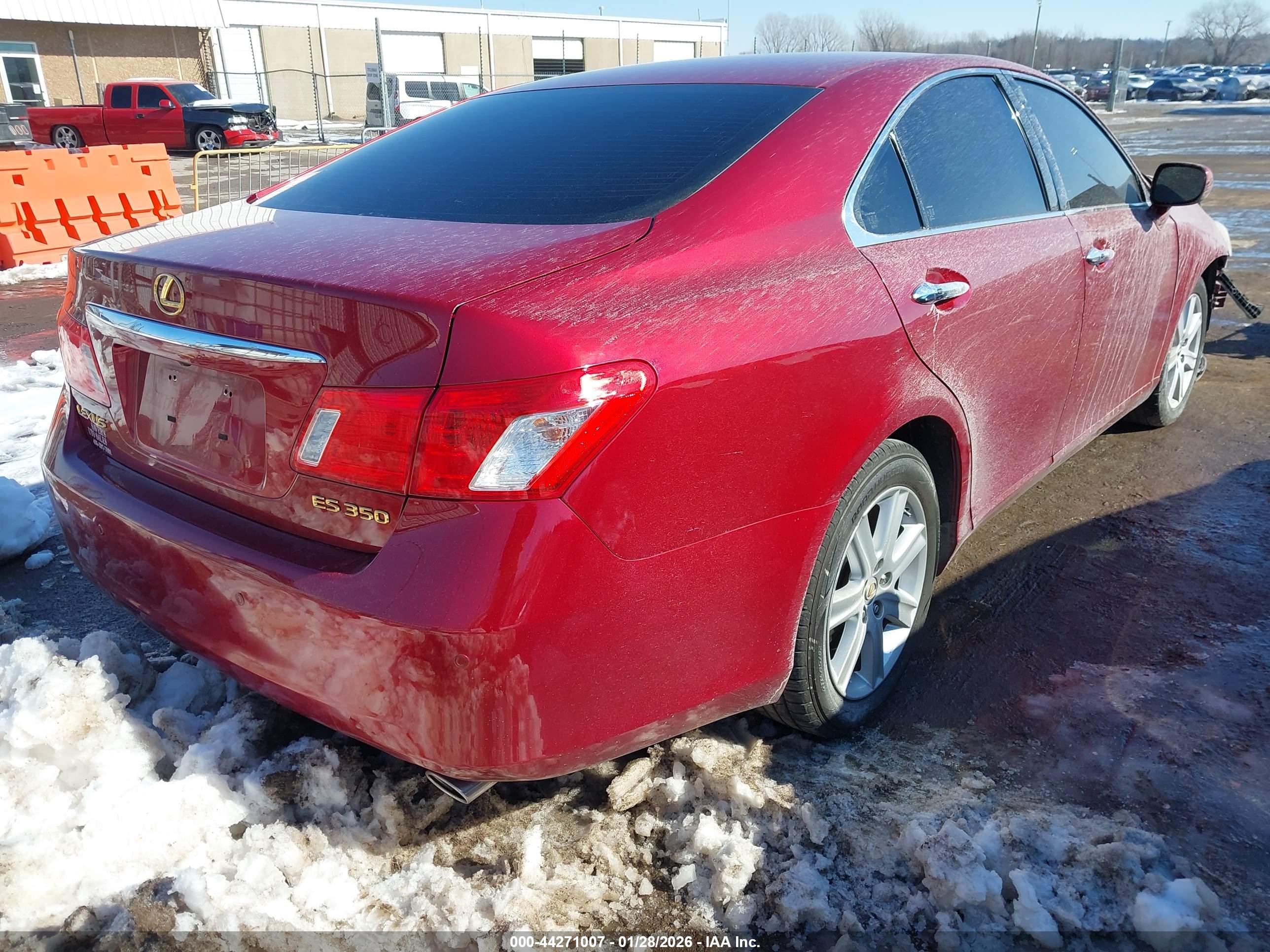 LEXUS ES image 4