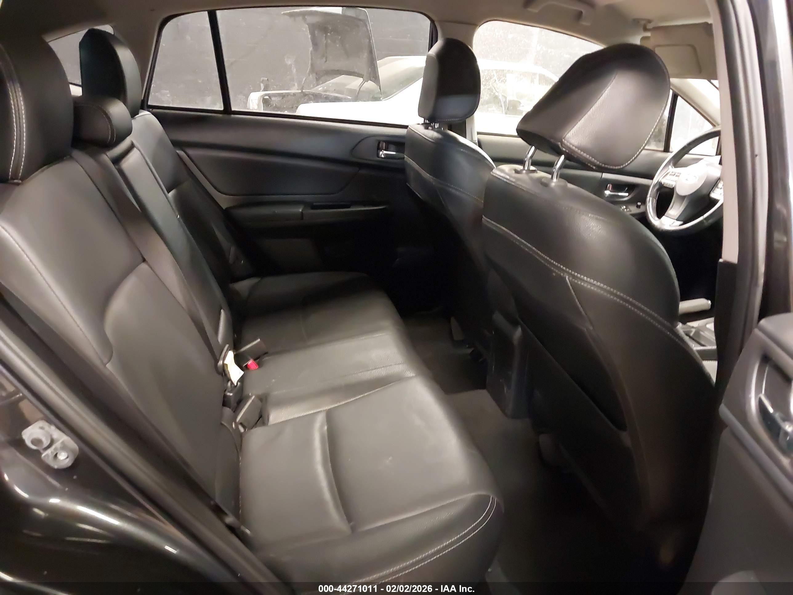 SUBARU XV image 8