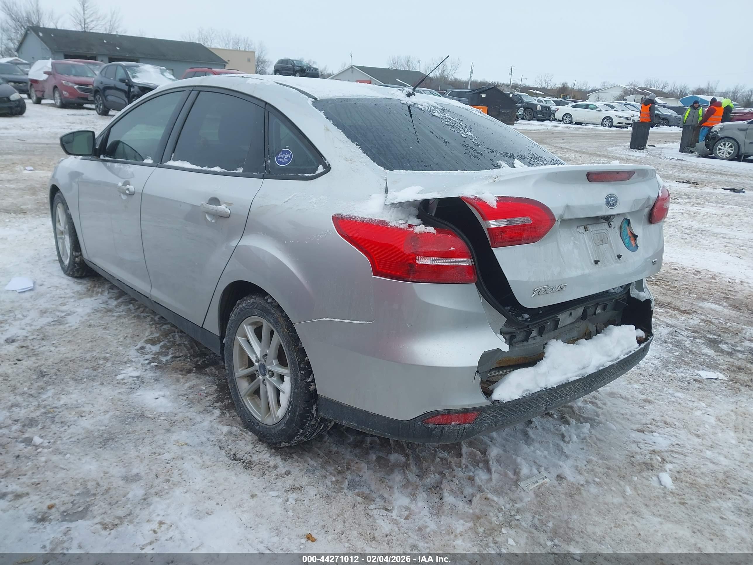FORD FOCUS image 3