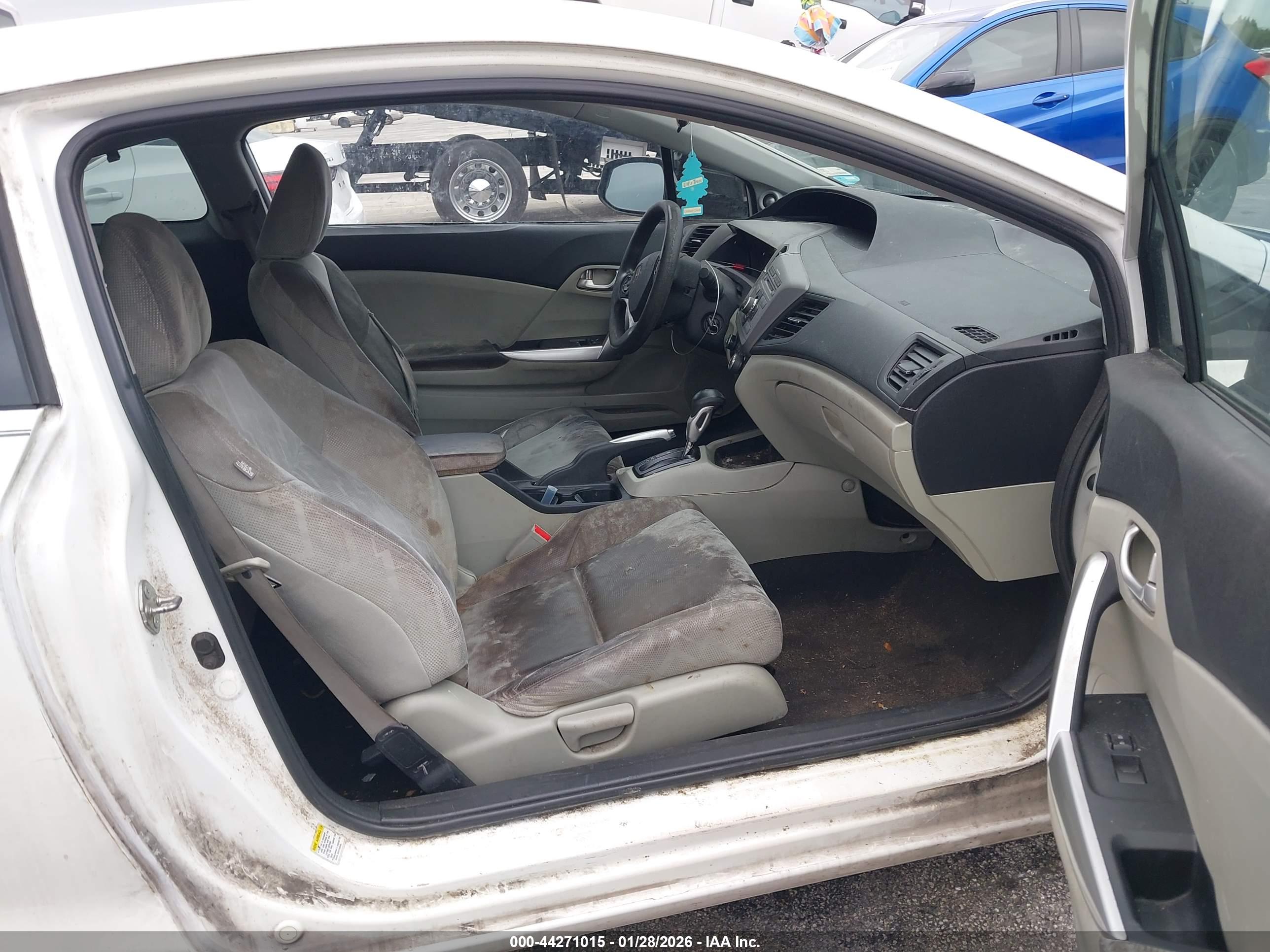 HONDA CIVIC image 5