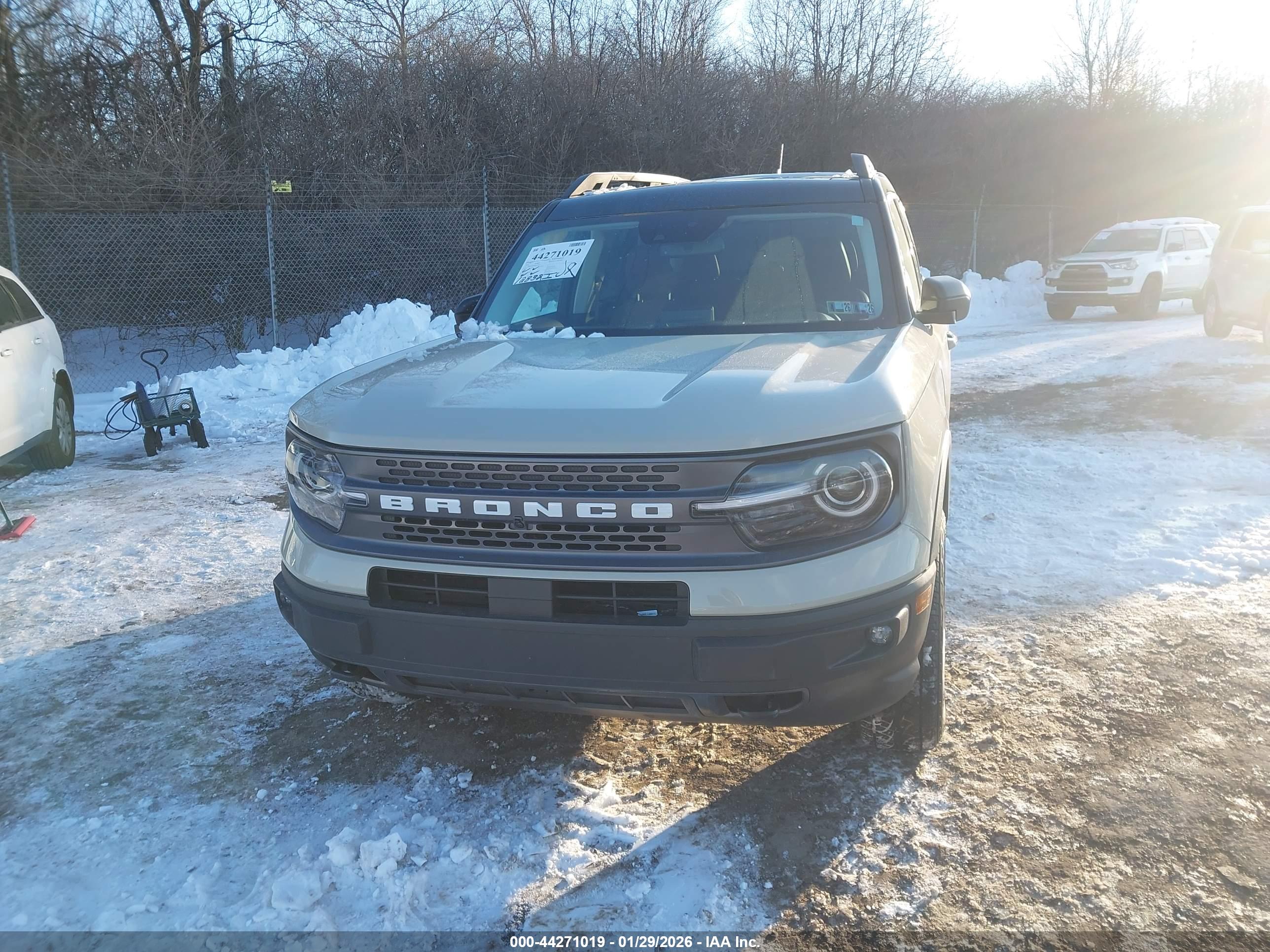 FORD BRONCO image 6
