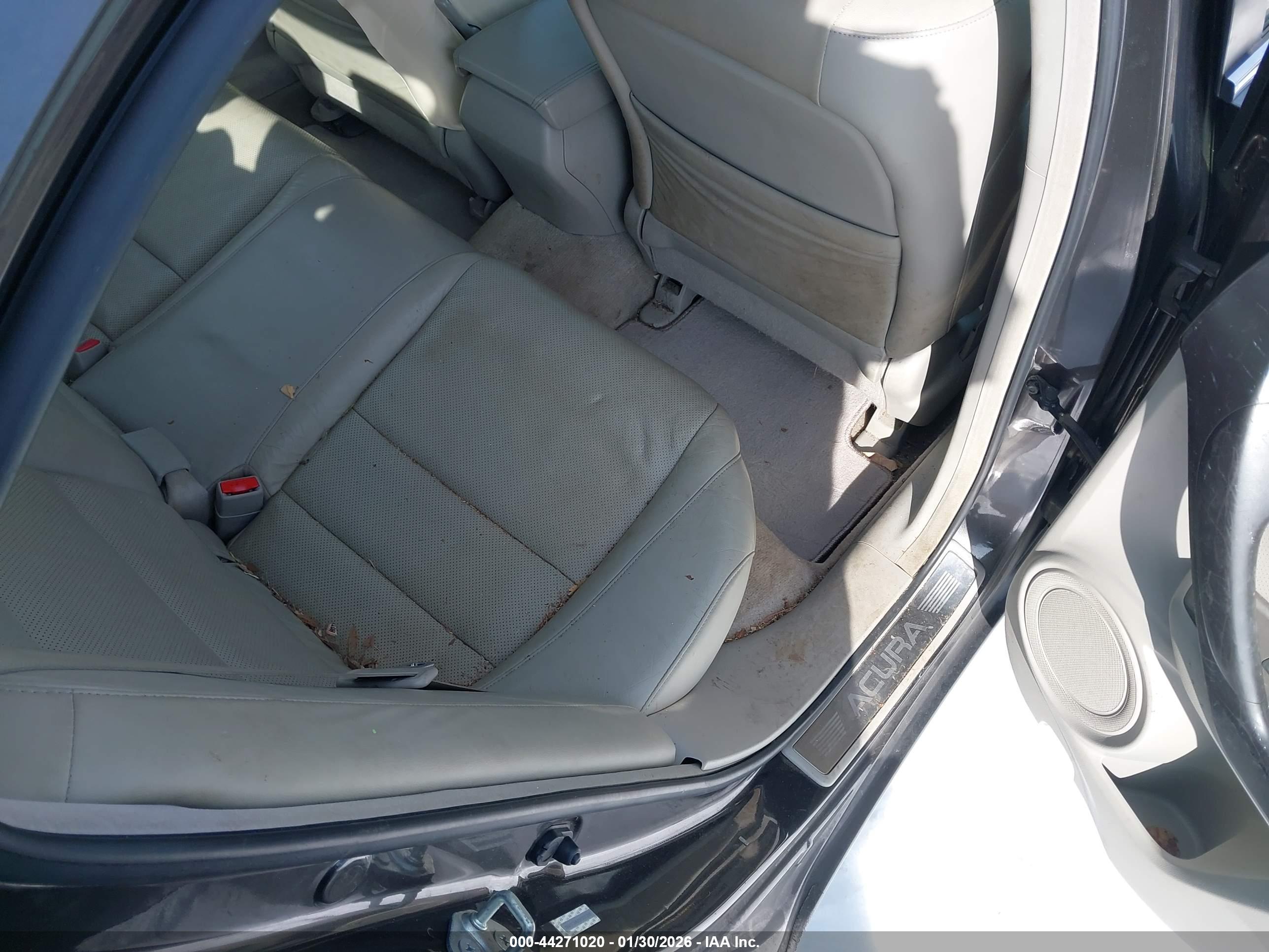 ACURA TSX image 8