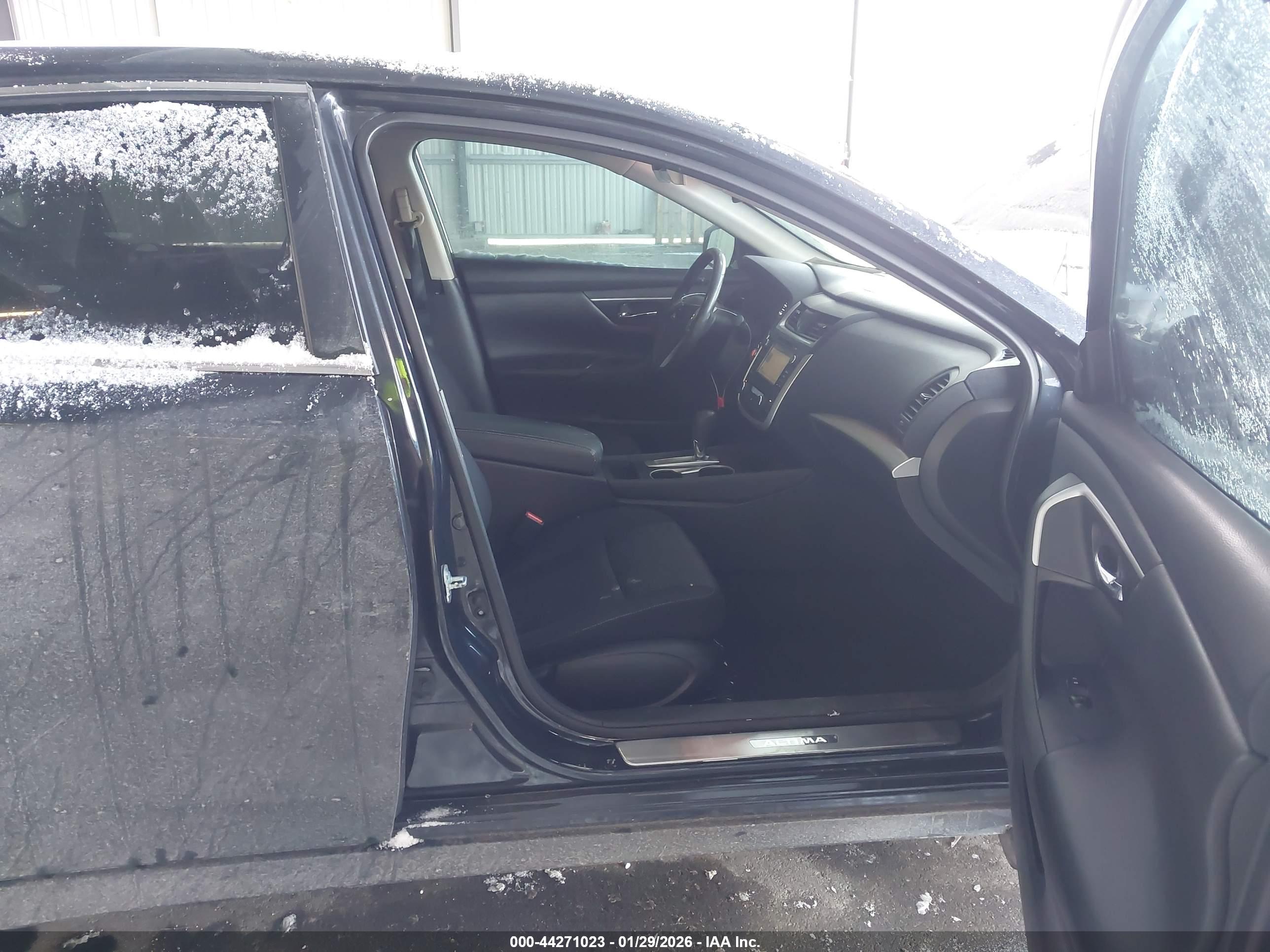 NISSAN ALTIMA image 5