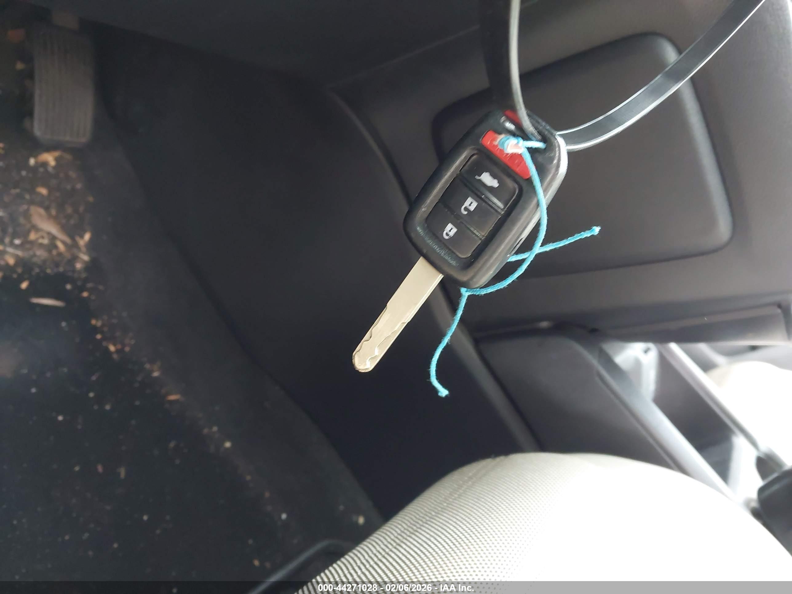HONDA CR-V image 11