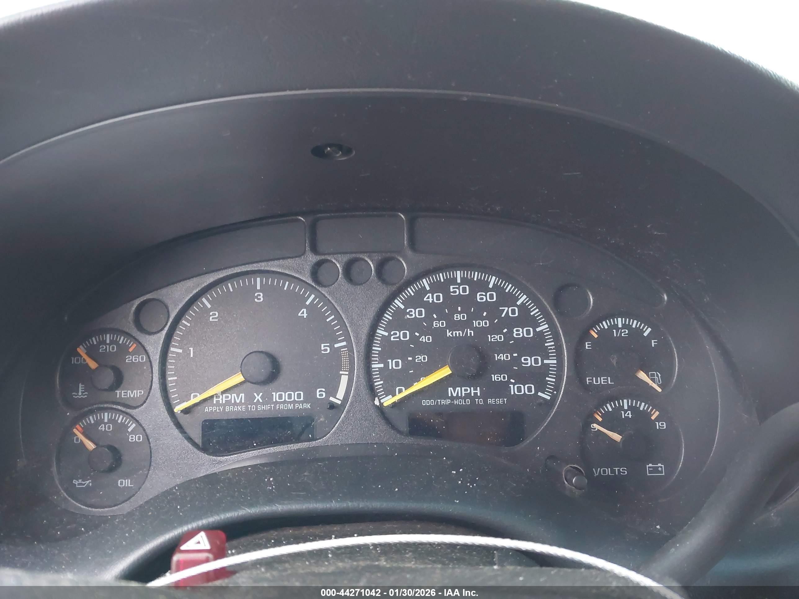 CHEVROLET BLAZER image 7