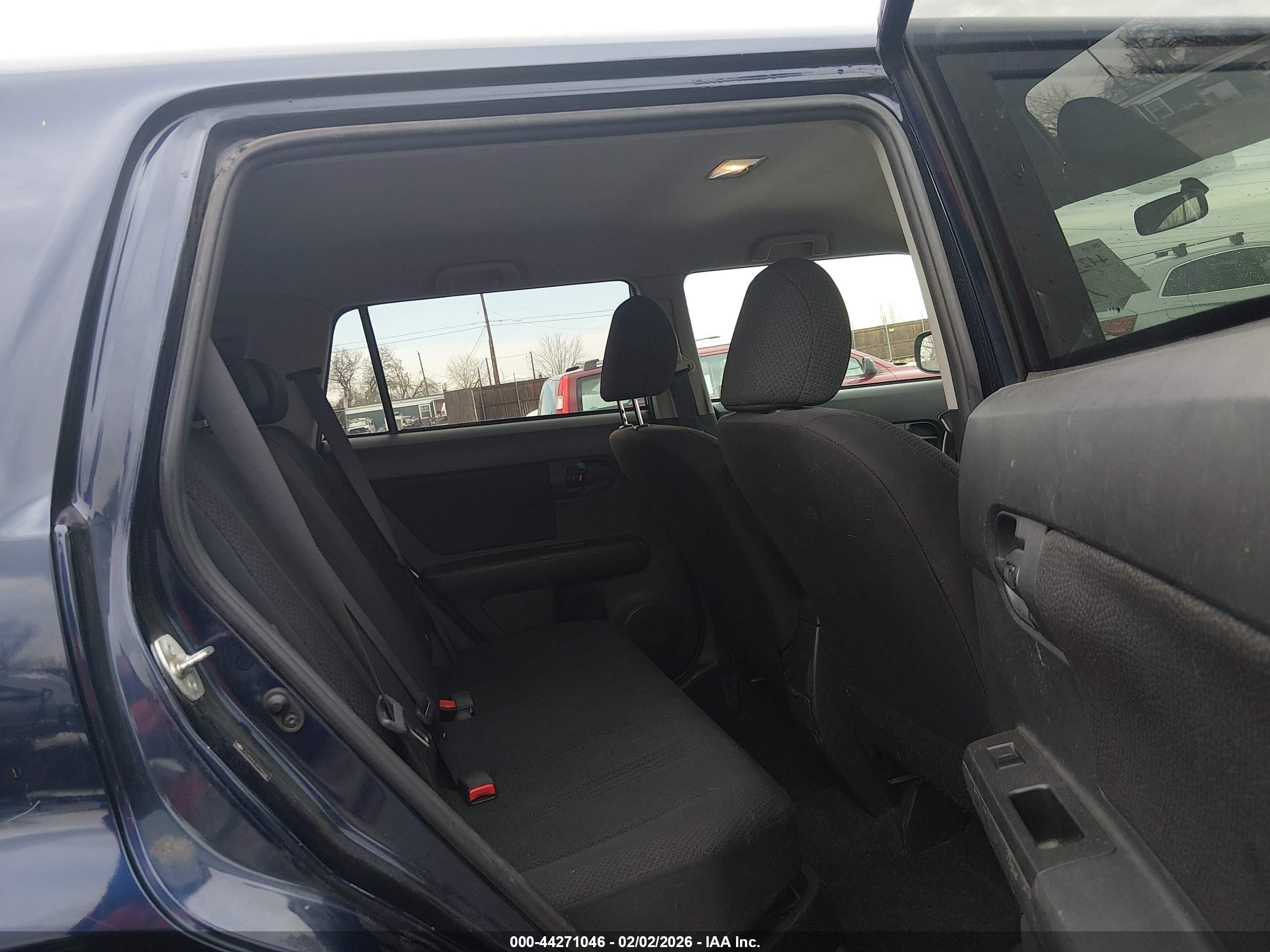 SCION XB image 8