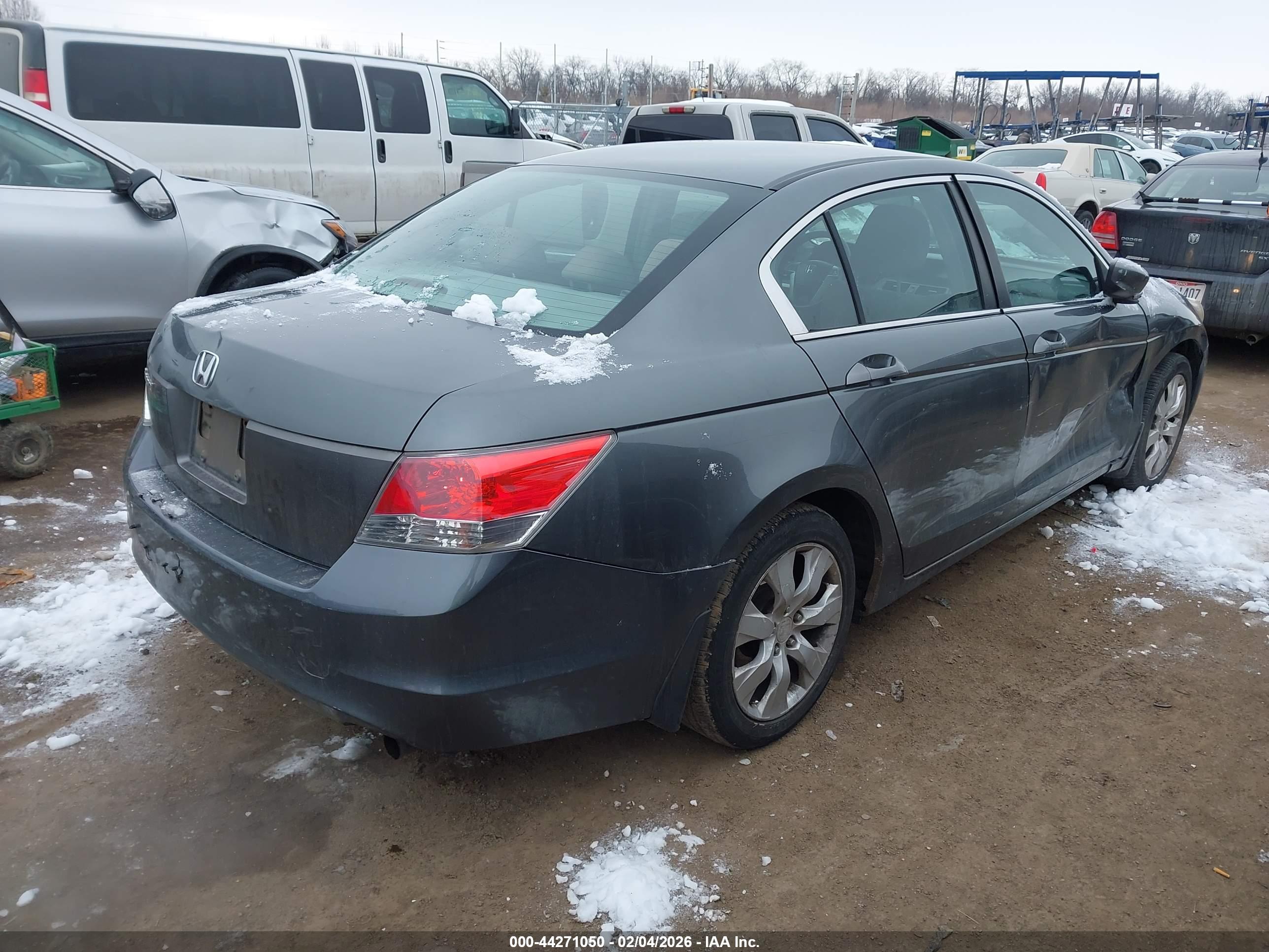 HONDA ACCORD image 4