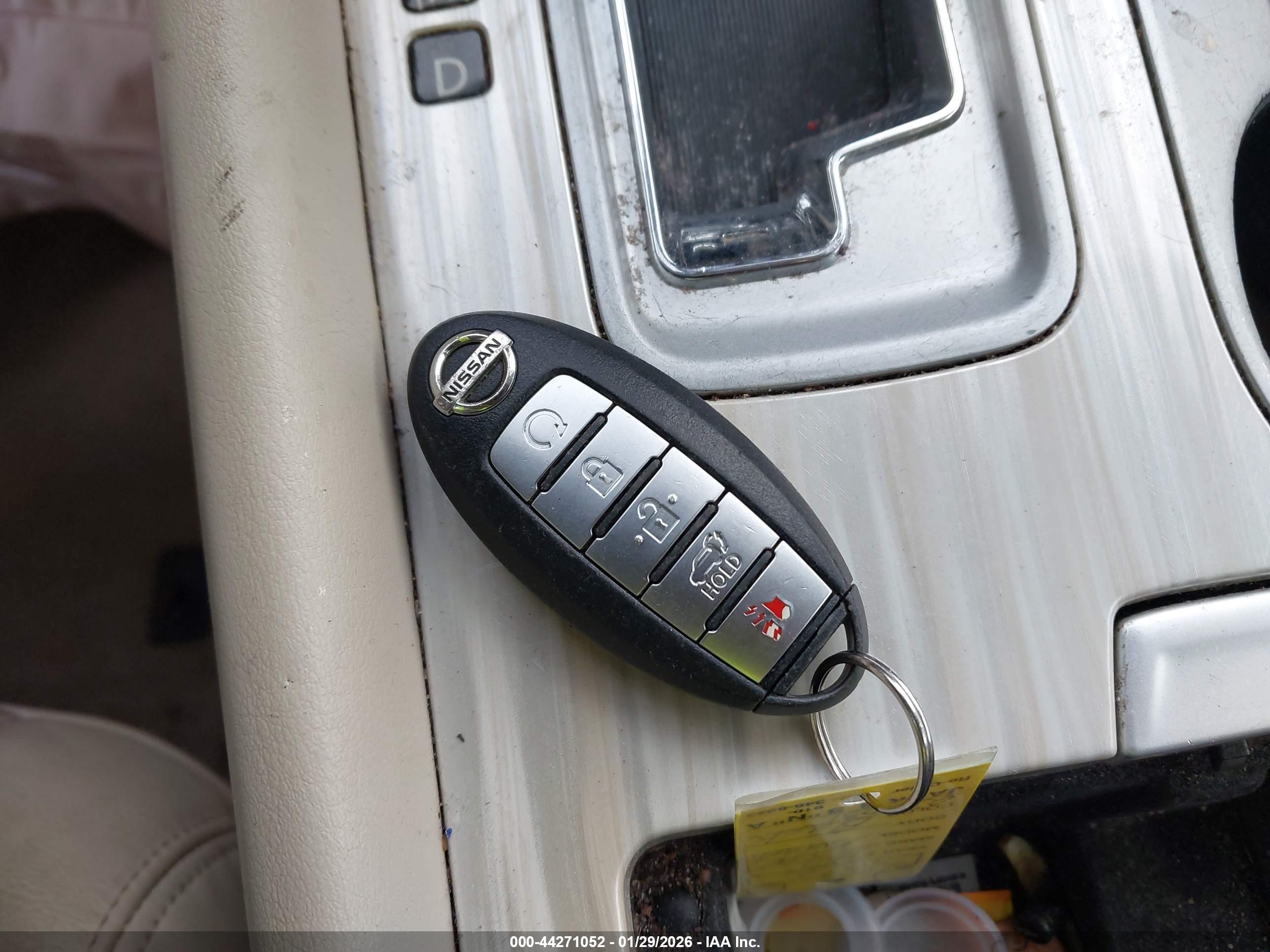 NISSAN MURANO image 11