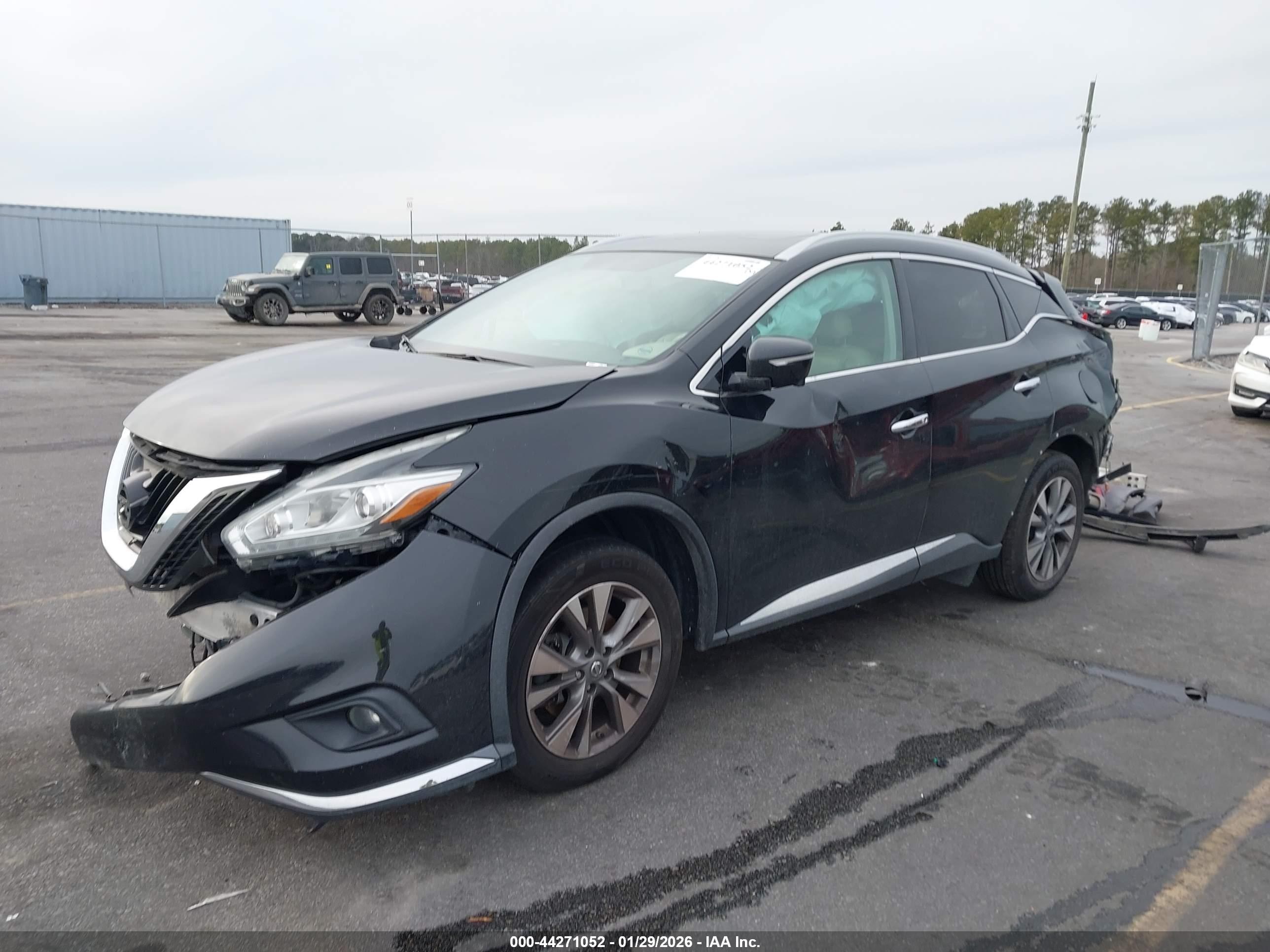 NISSAN MURANO image 2