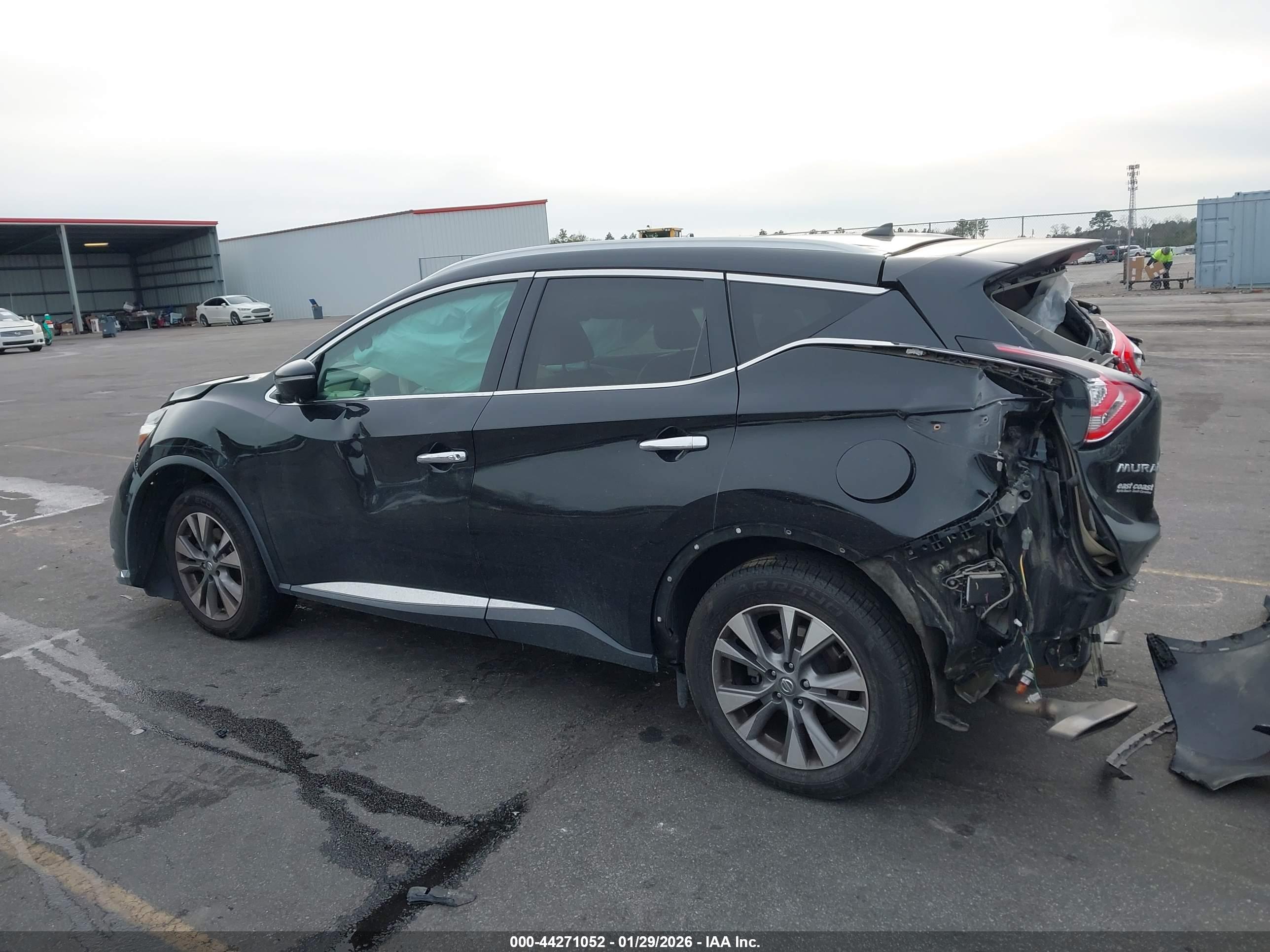 NISSAN MURANO image 3