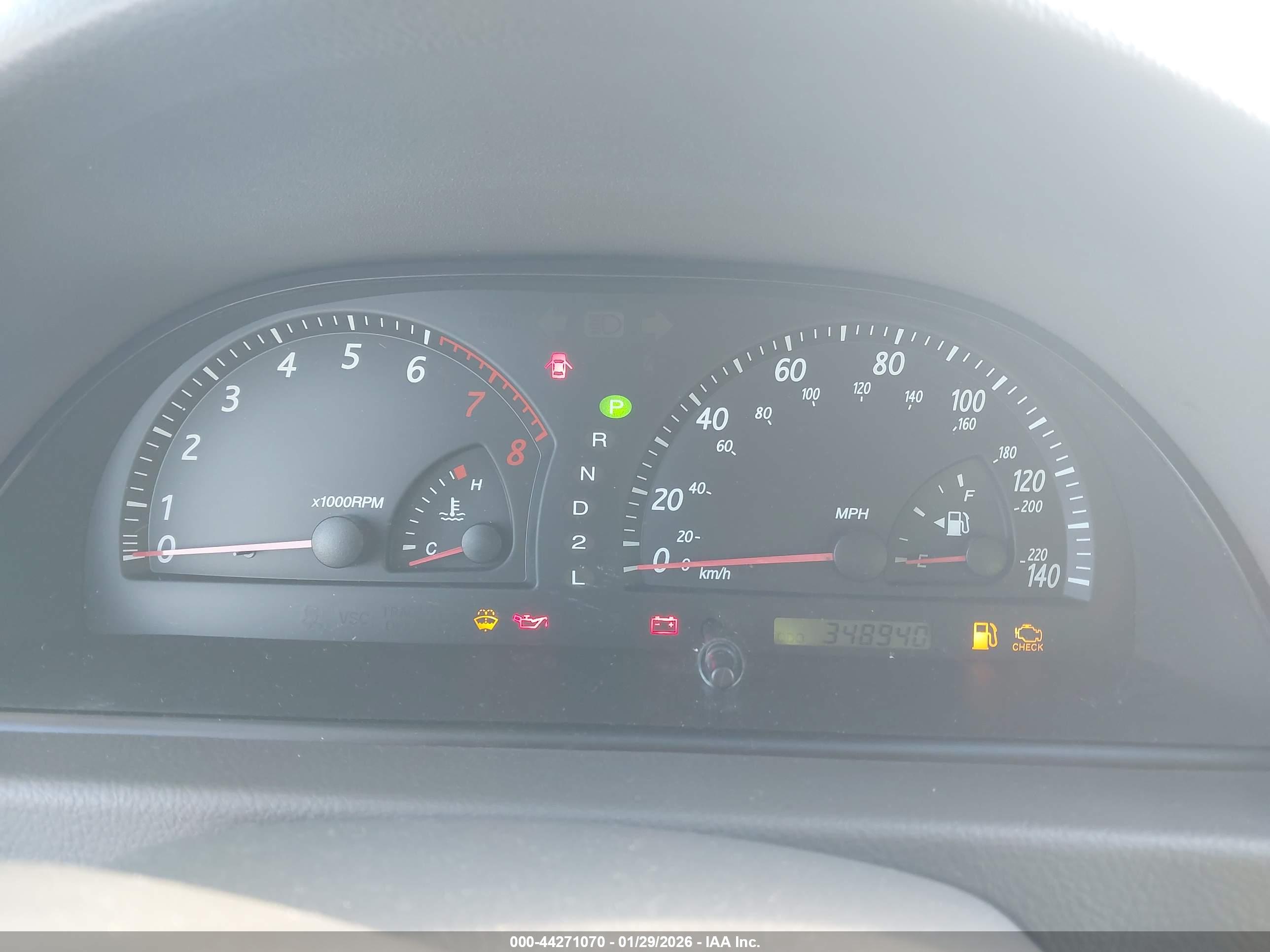 TOYOTA CAMRY image 7
