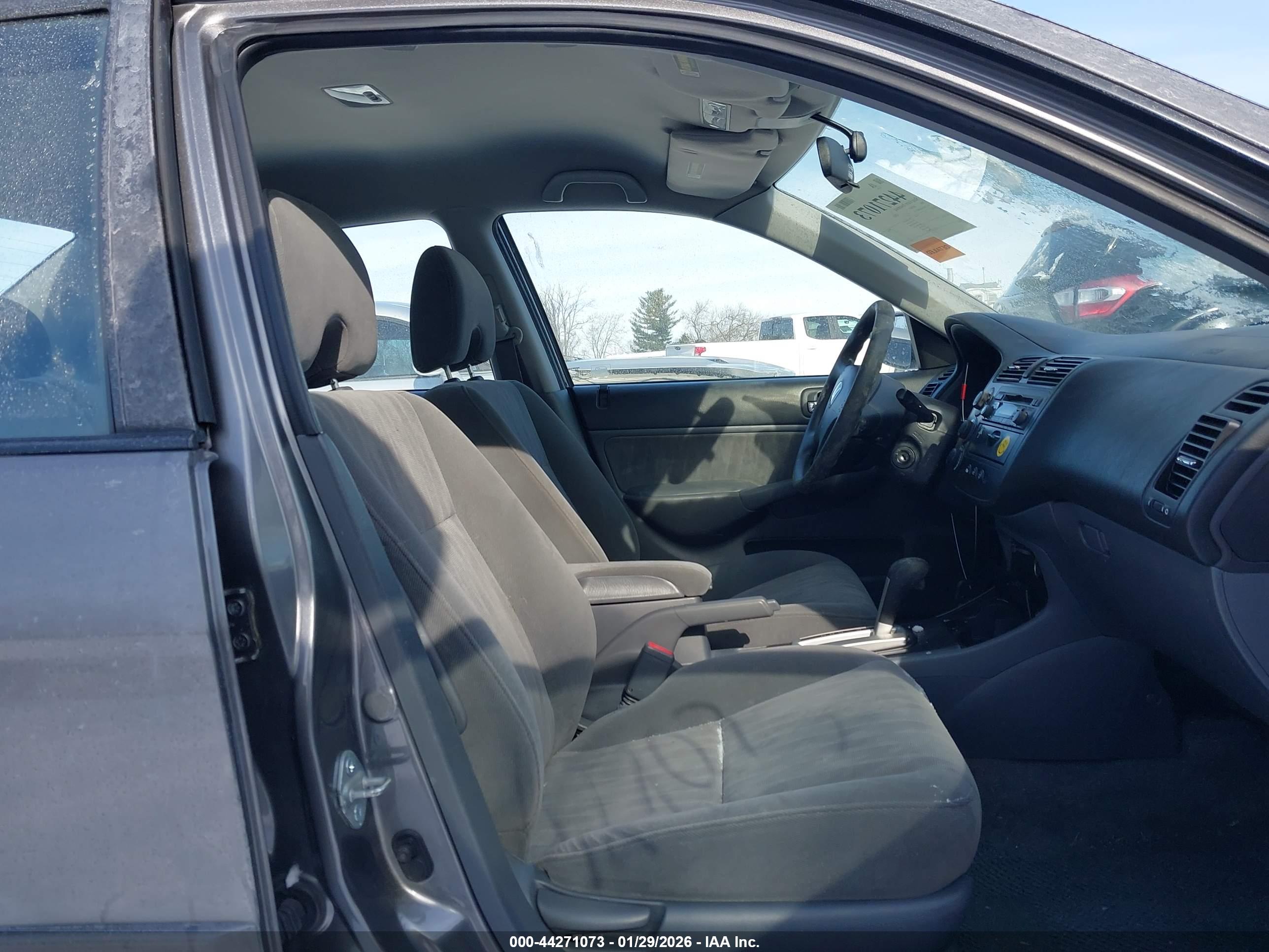 HONDA CIVIC image 5