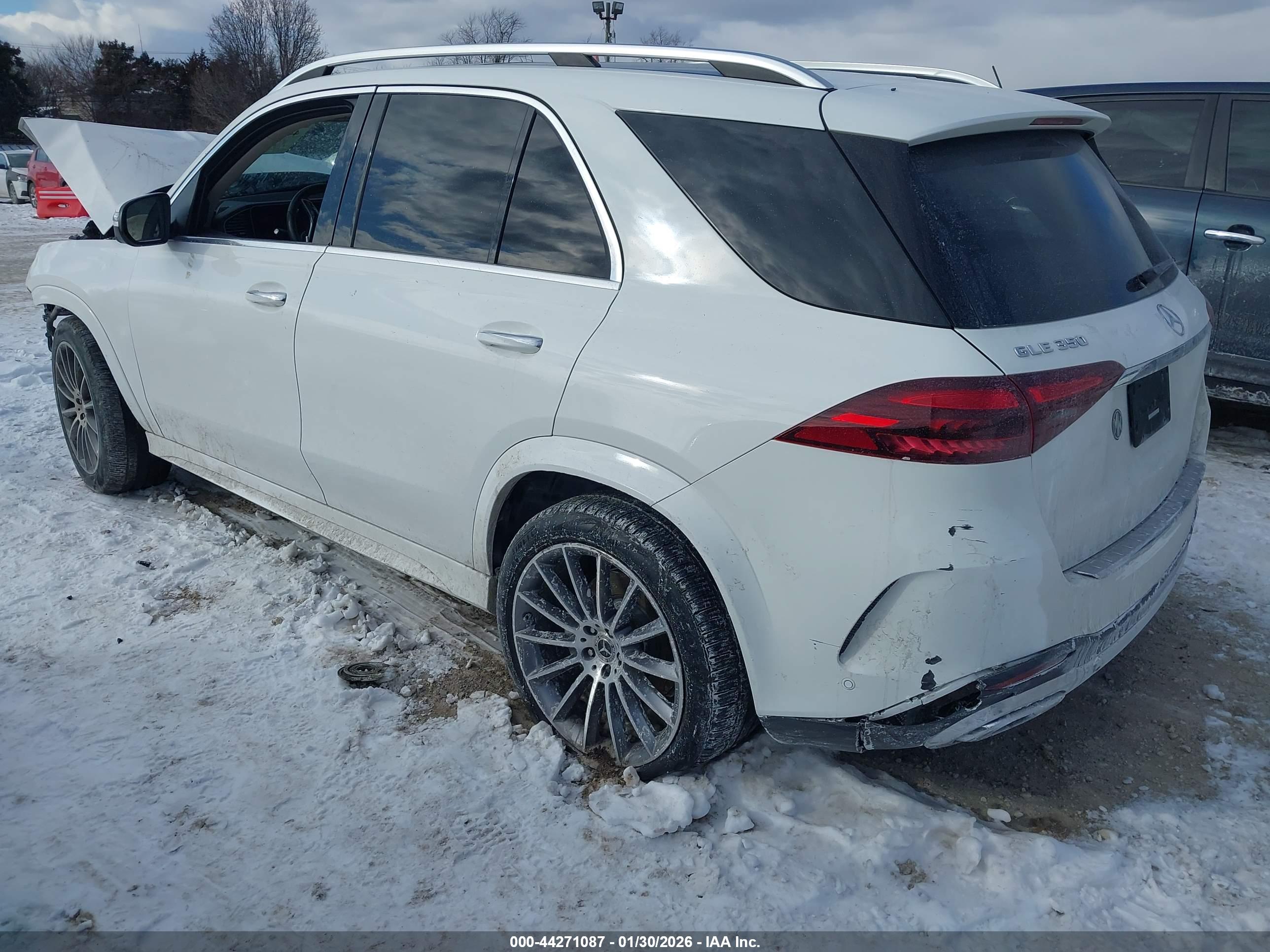 MERCEDES-BENZ GLE image 3