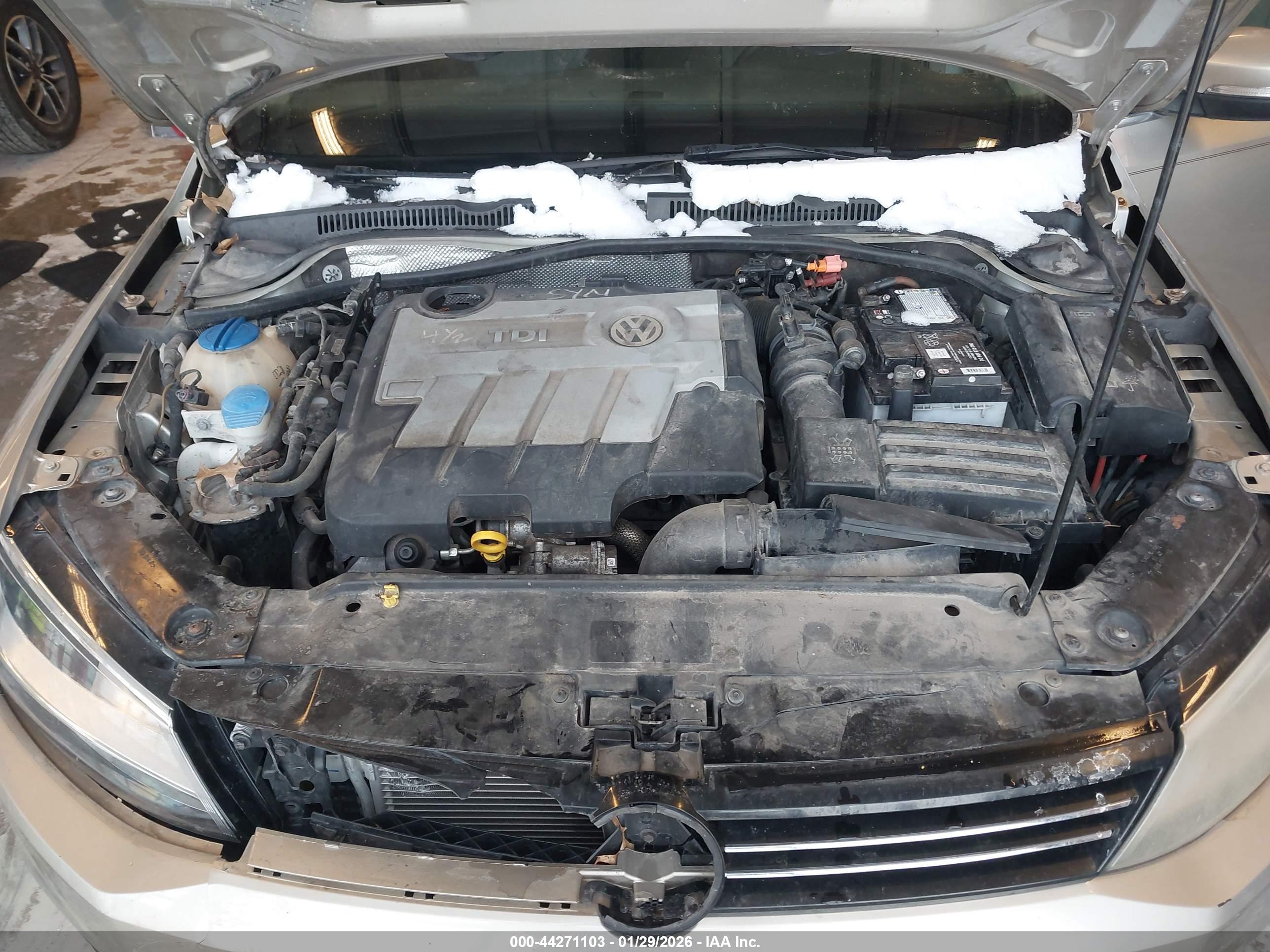 VOLKSWAGEN JETTA image 10