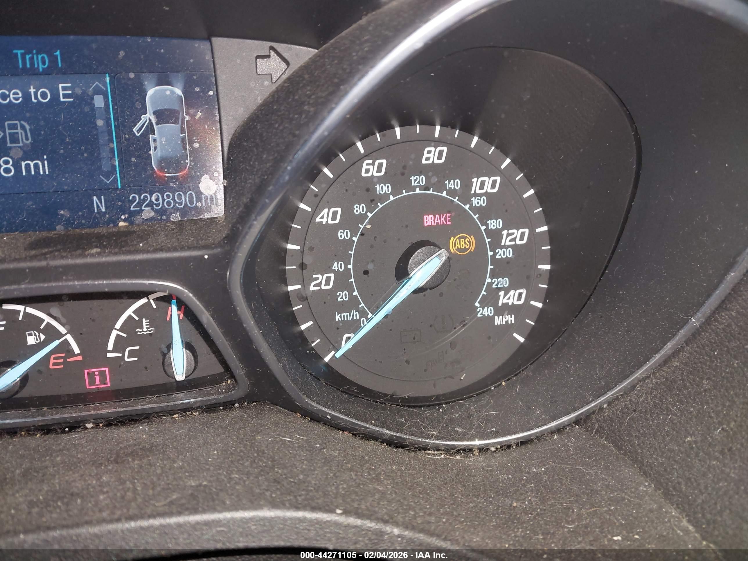 FORD ESCAPE image 7