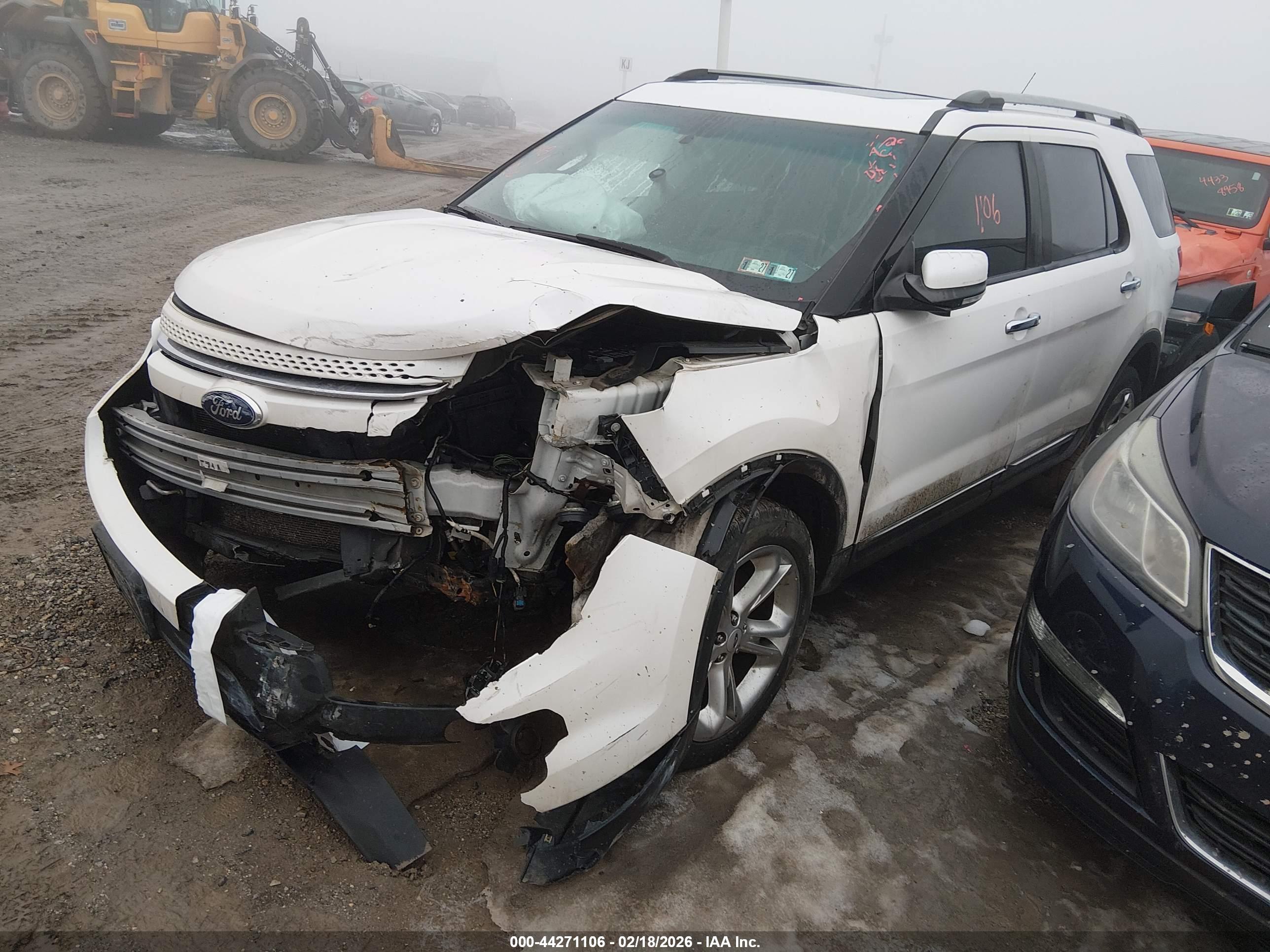 FORD EXPLORER image 2