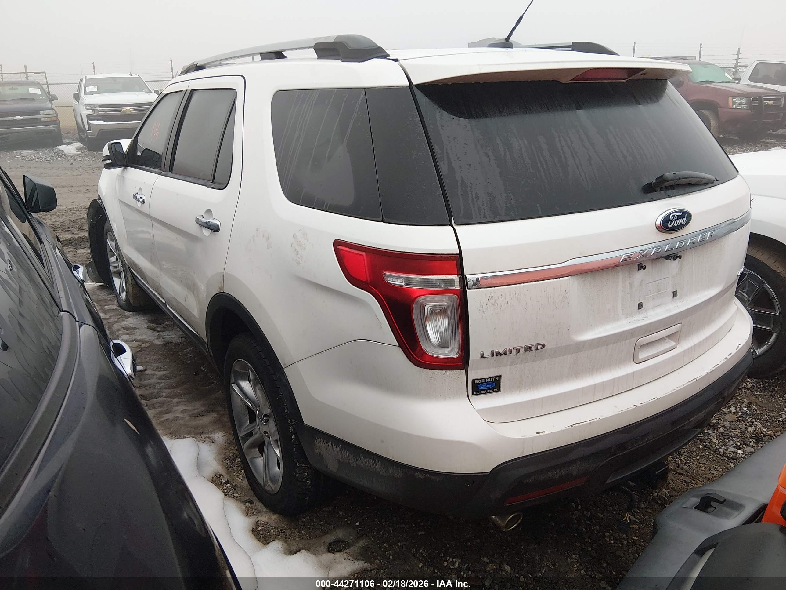 FORD EXPLORER image 3