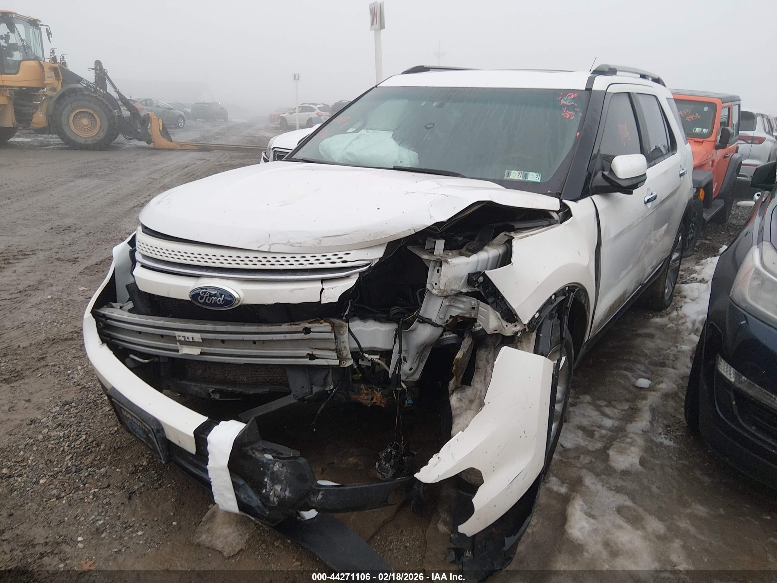 FORD EXPLORER image 6