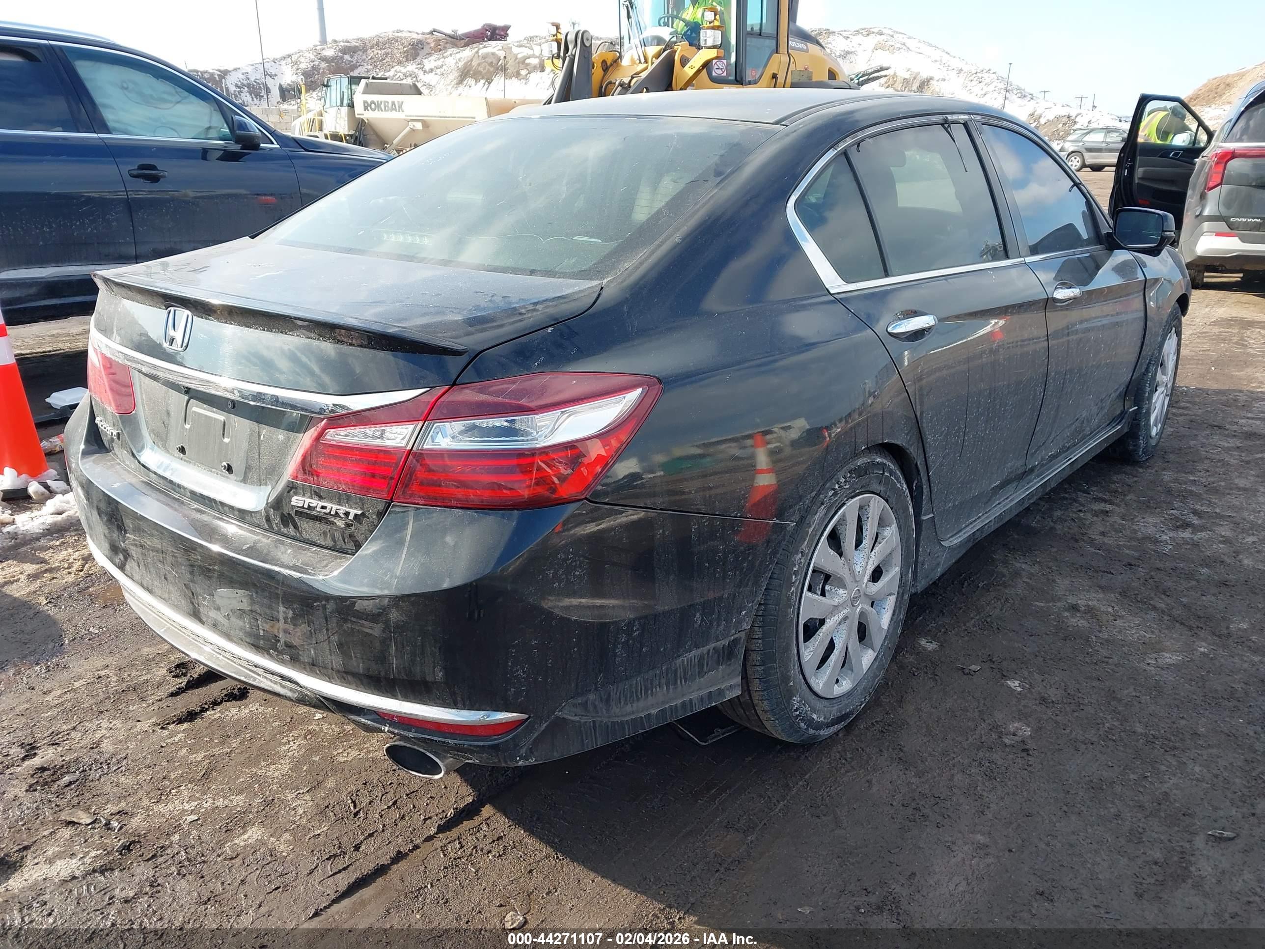 HONDA ACCORD image 4