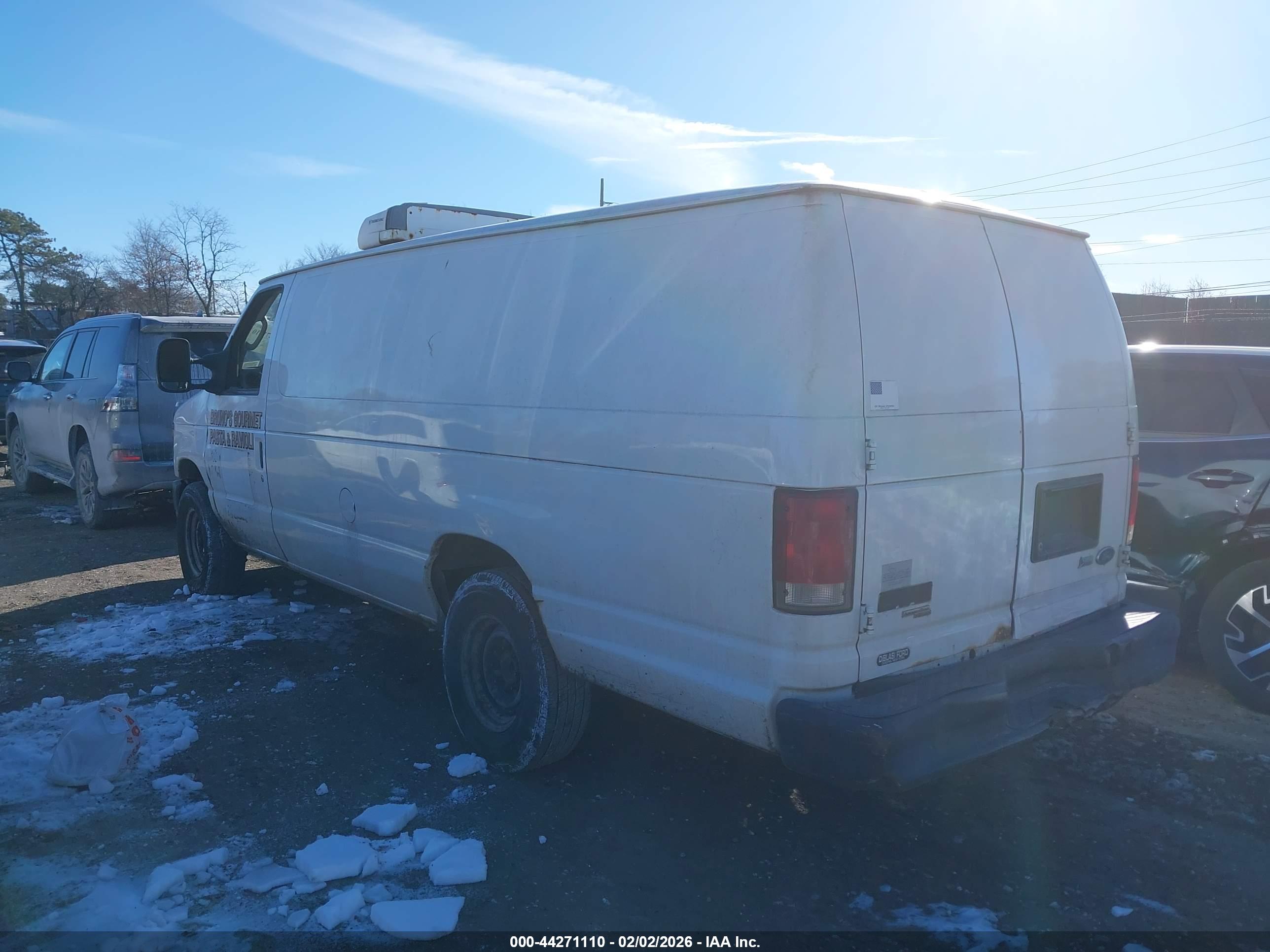 FORD E-350 image 3
