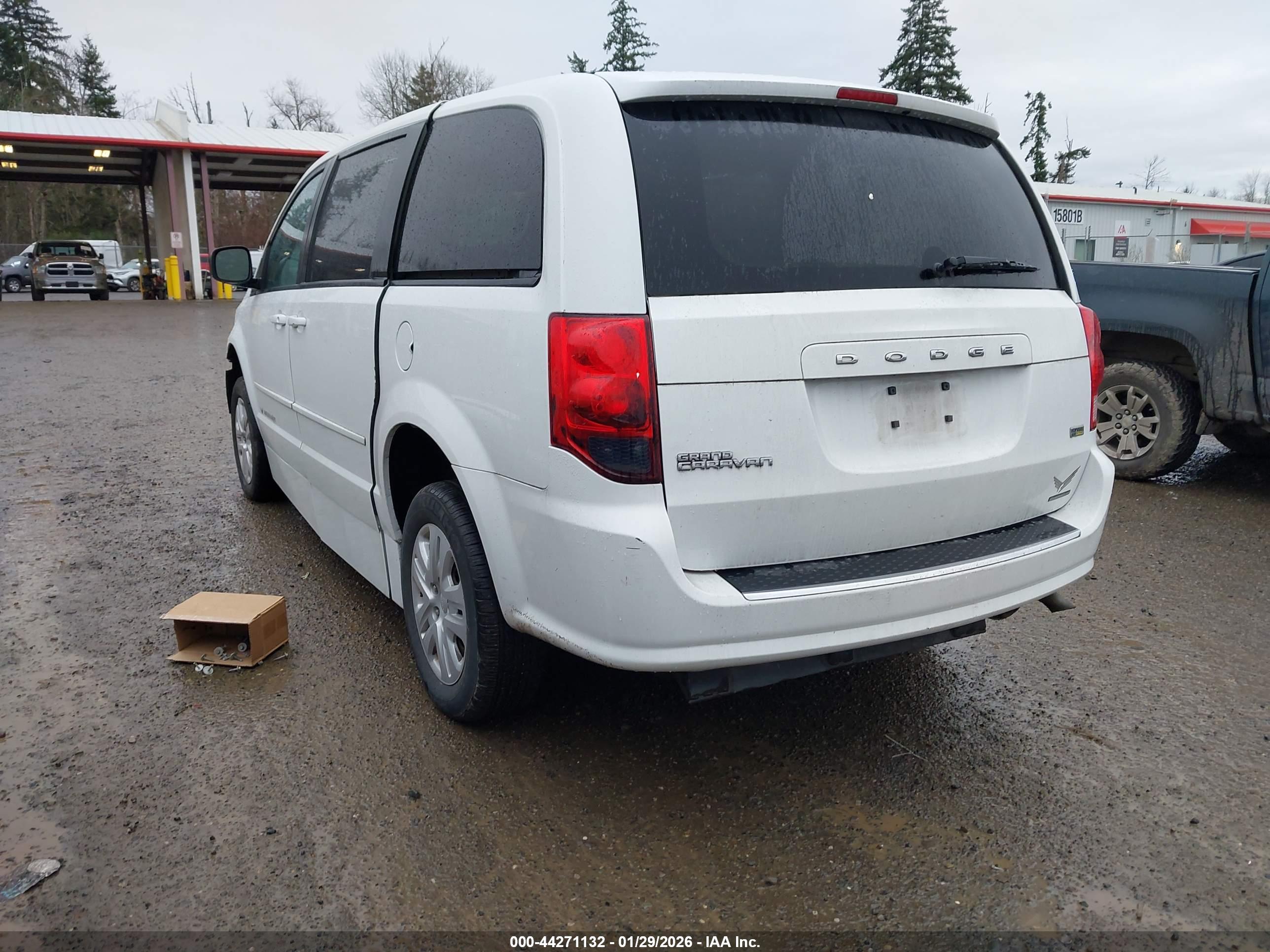 DODGE GRAND image 3