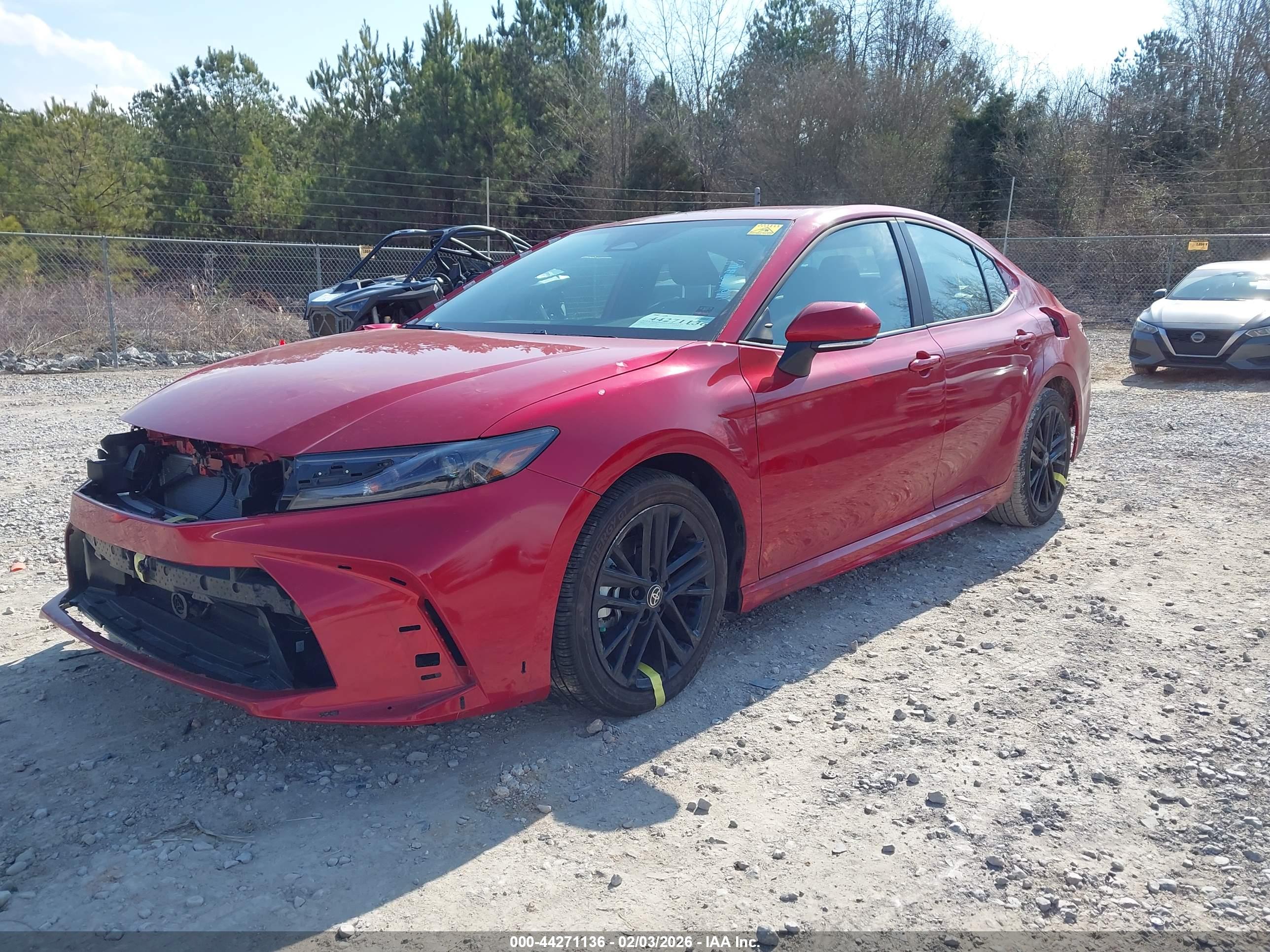 TOYOTA CAMRY image 2