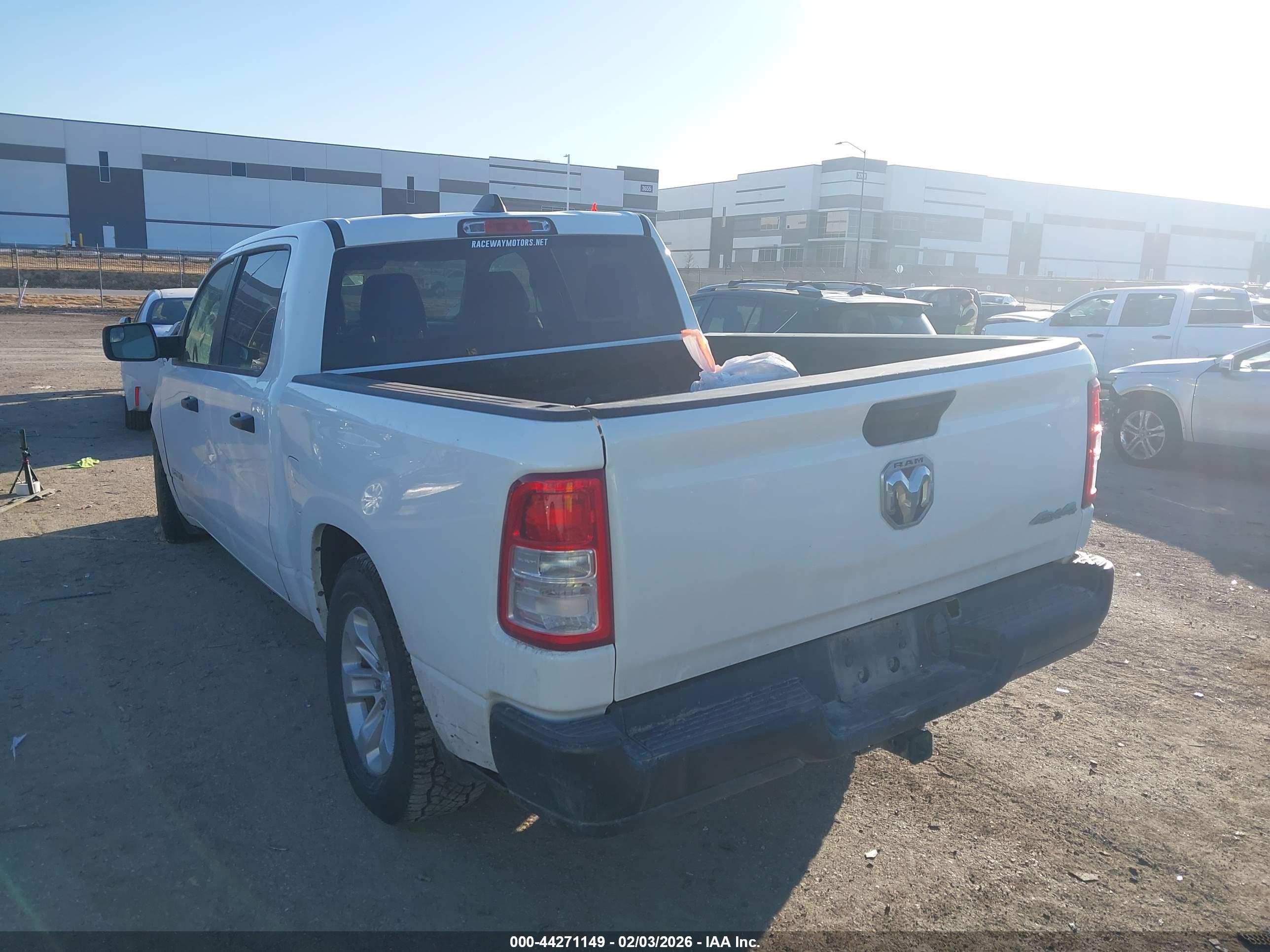 RAM 1500 image 3