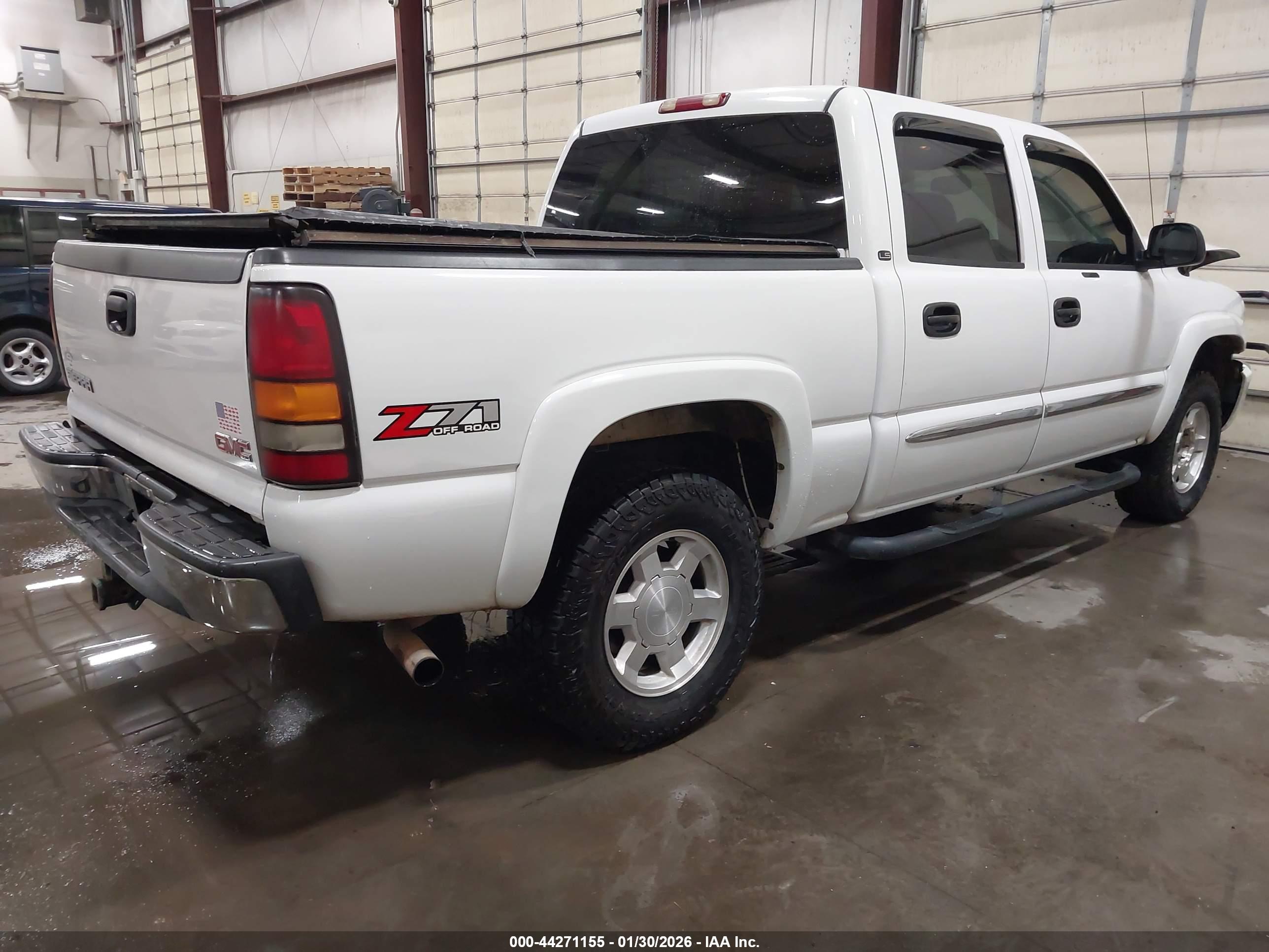GMC SIERRA image 4
