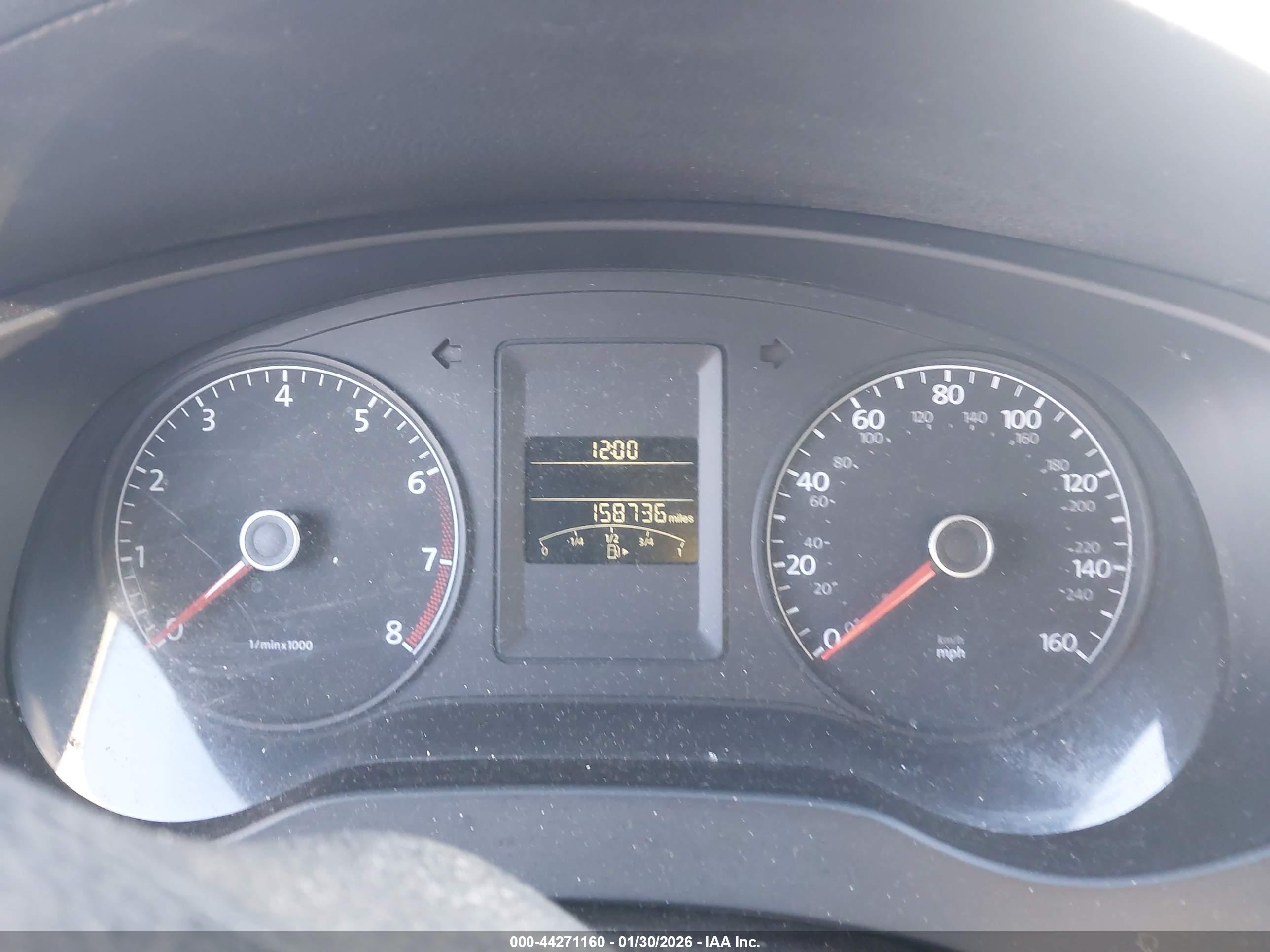 VOLKSWAGEN JETTA image 7