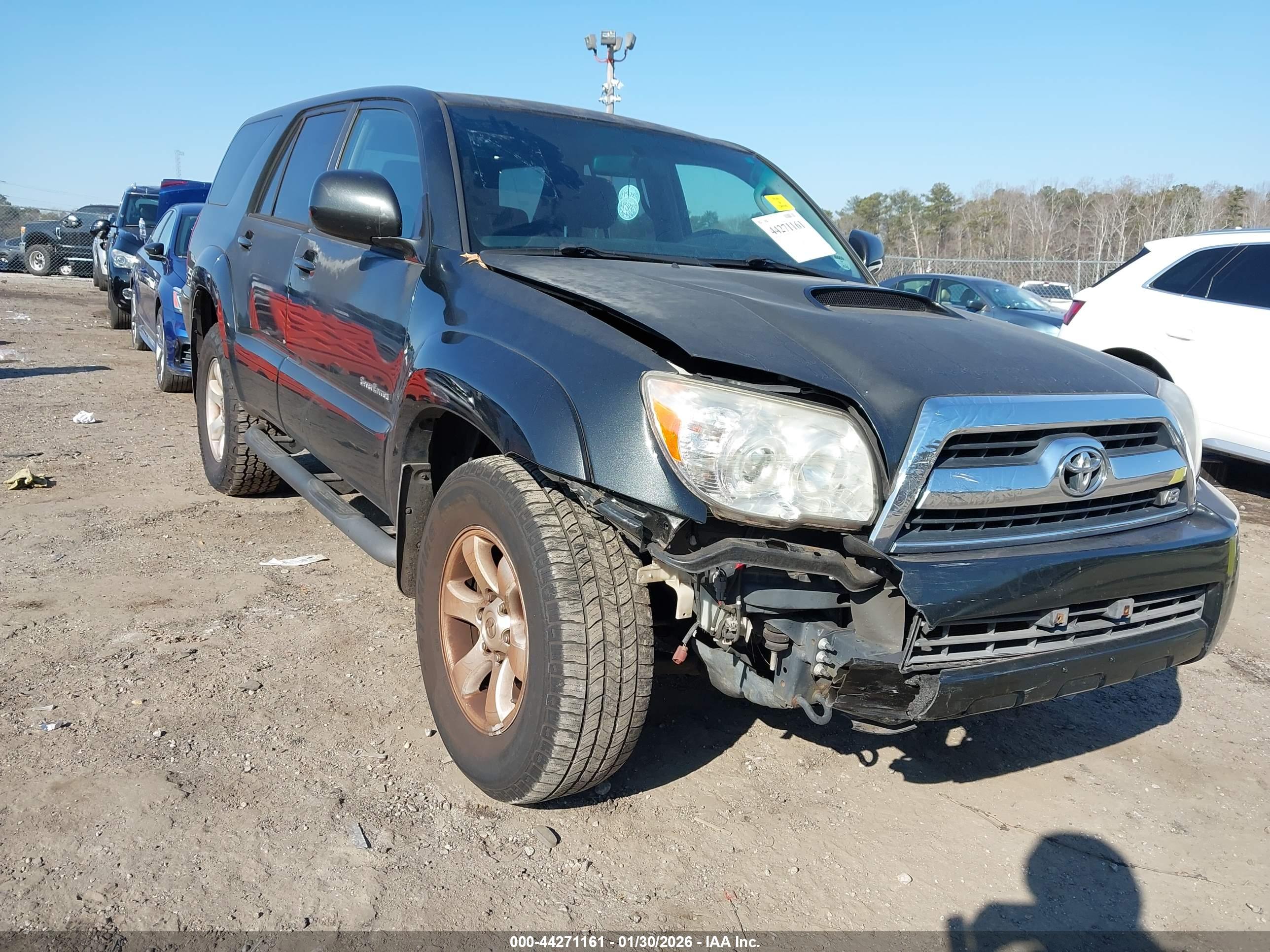 TOYOTA 4RUNNER image 6